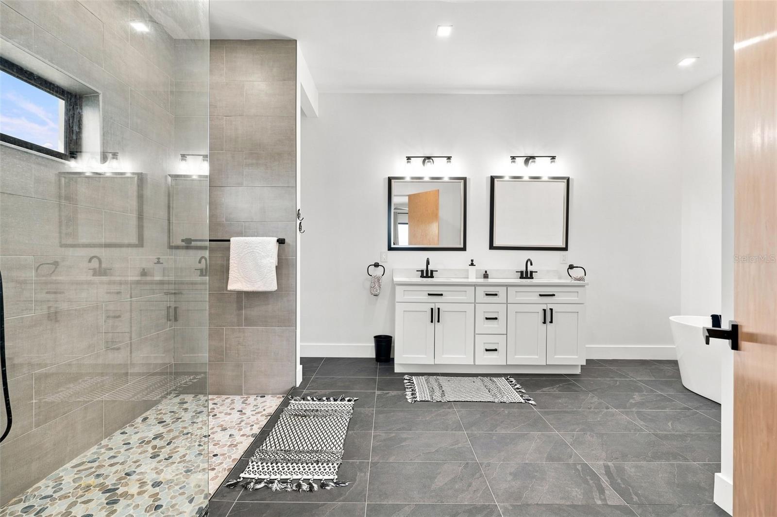 5035 BAY BLVD — photo 26