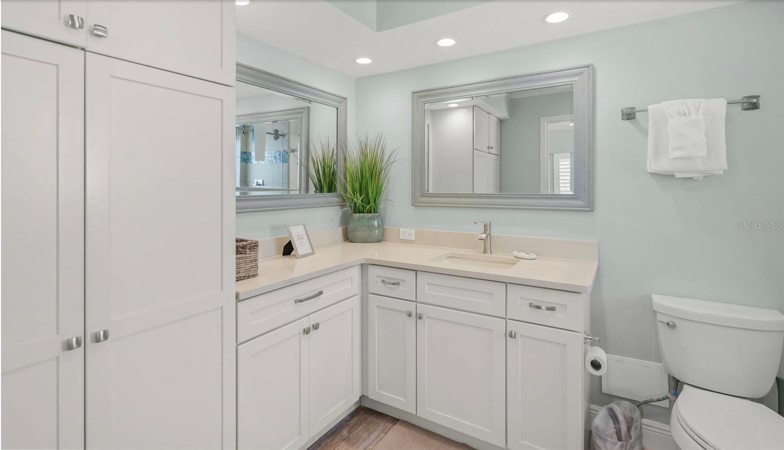 6144 MIDNIGHT PASS RD #4N — photo 39