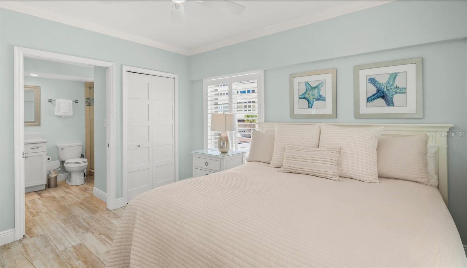 6144 MIDNIGHT PASS RD #4N — photo 37