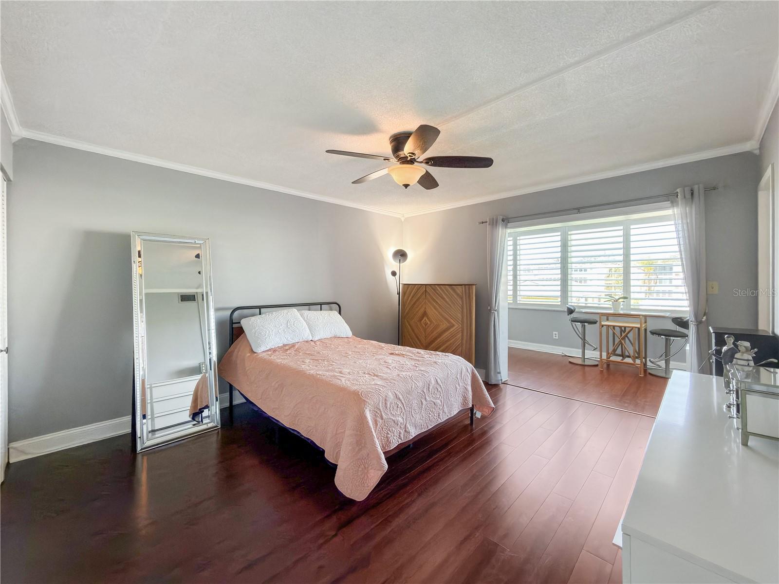 8100 DR MARTIN LUTHER KING JR ST N #202 — photo 11