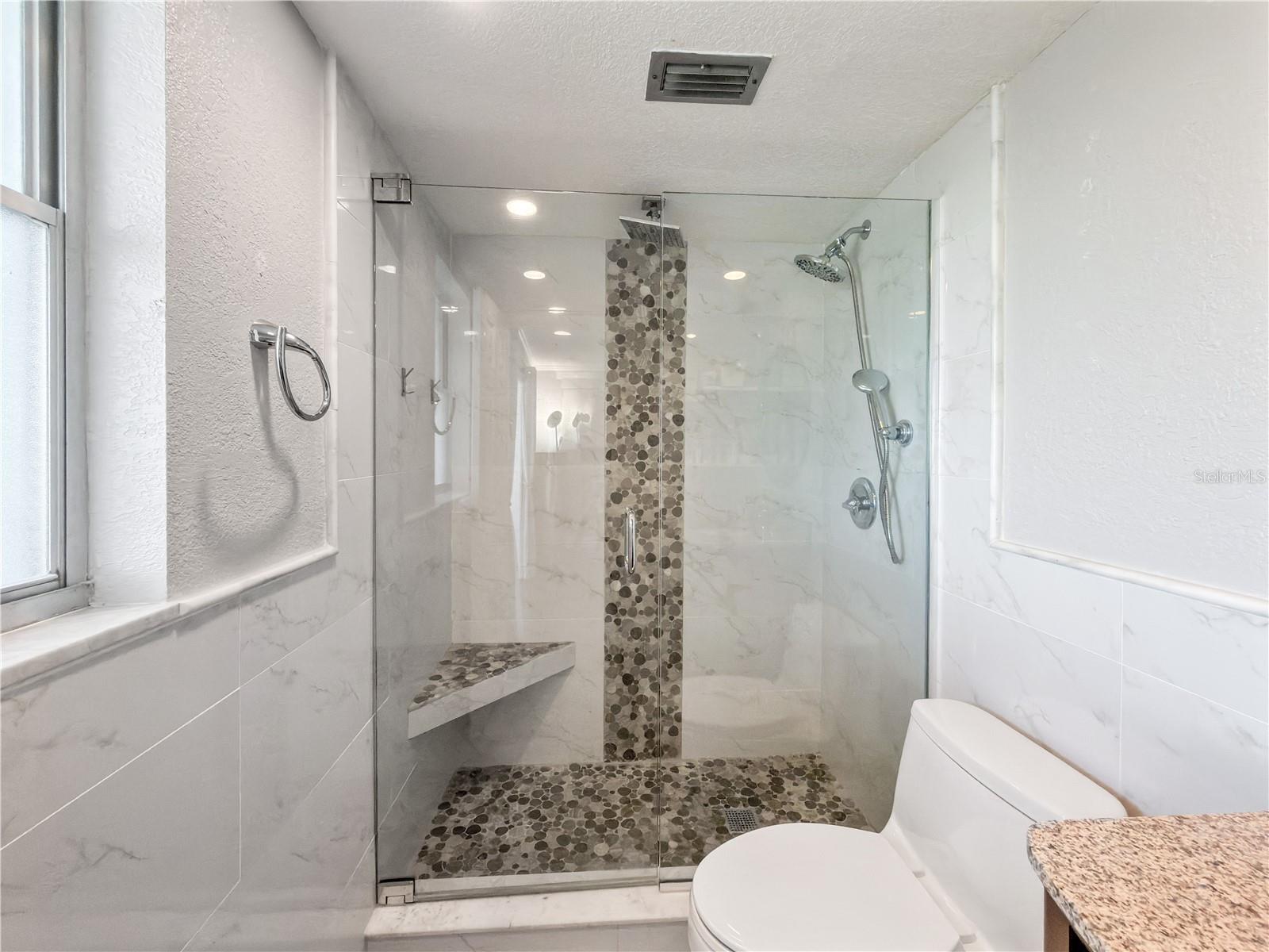 8100 DR MARTIN LUTHER KING JR ST N #202 — photo 15