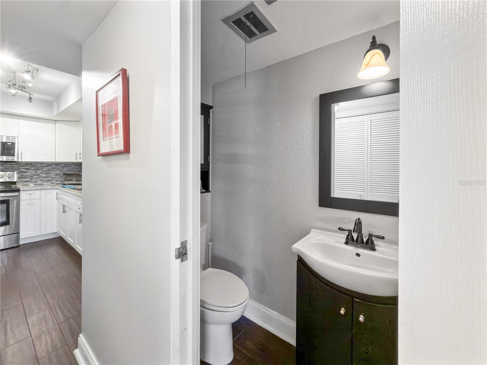 8100 DR MARTIN LUTHER KING JR ST N #202 — photo 25