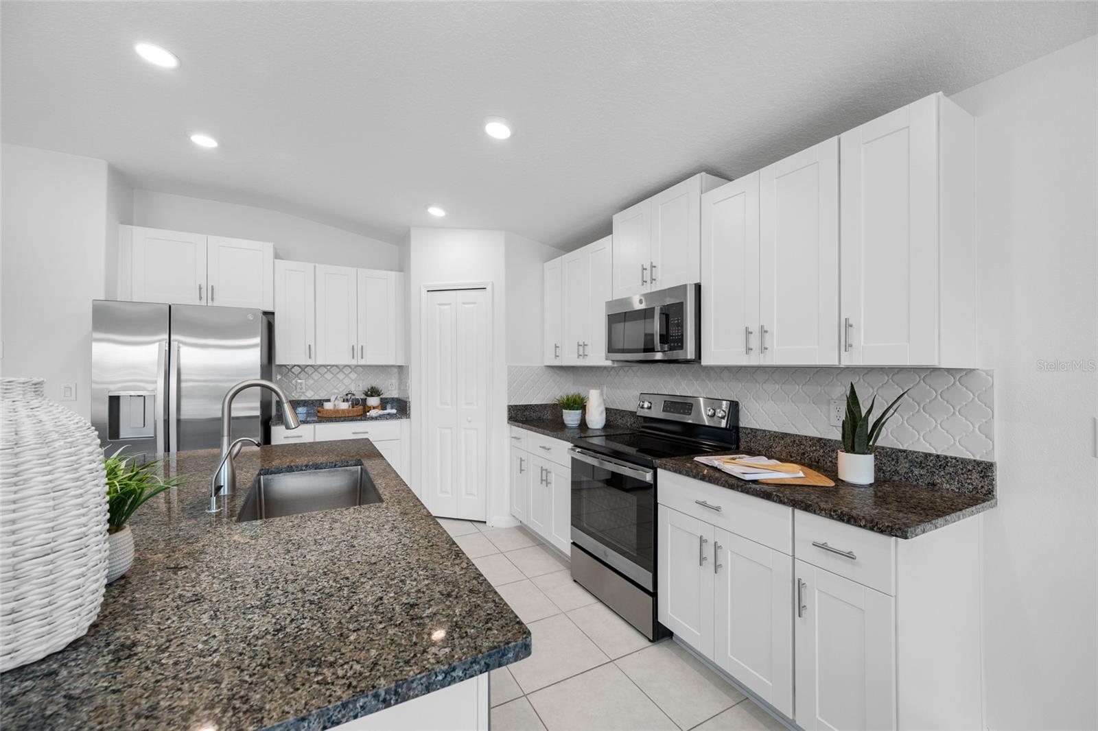 13243 GREAT PLAINS DR — photo 42