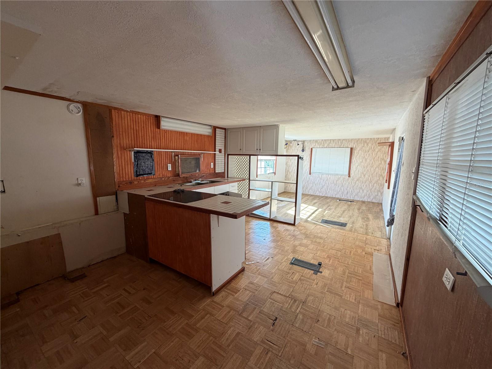 118 51ST AVENUE TER W — photo 11