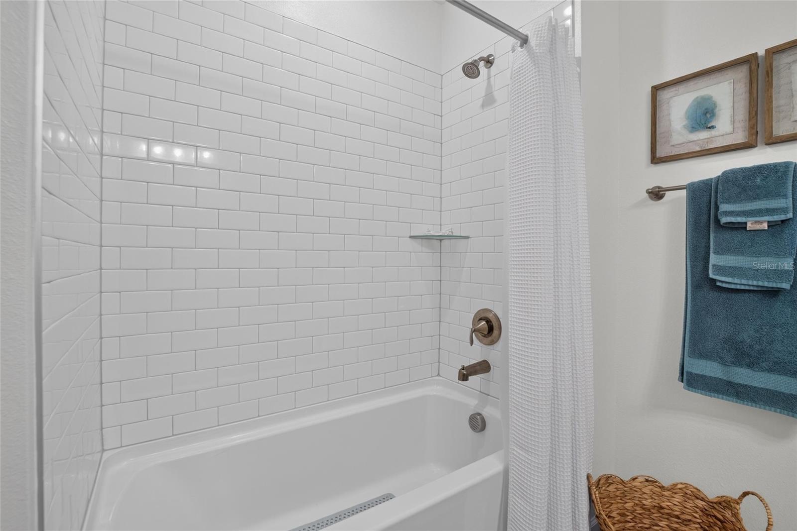 17240 HOLLY WELL AVE — photo 22