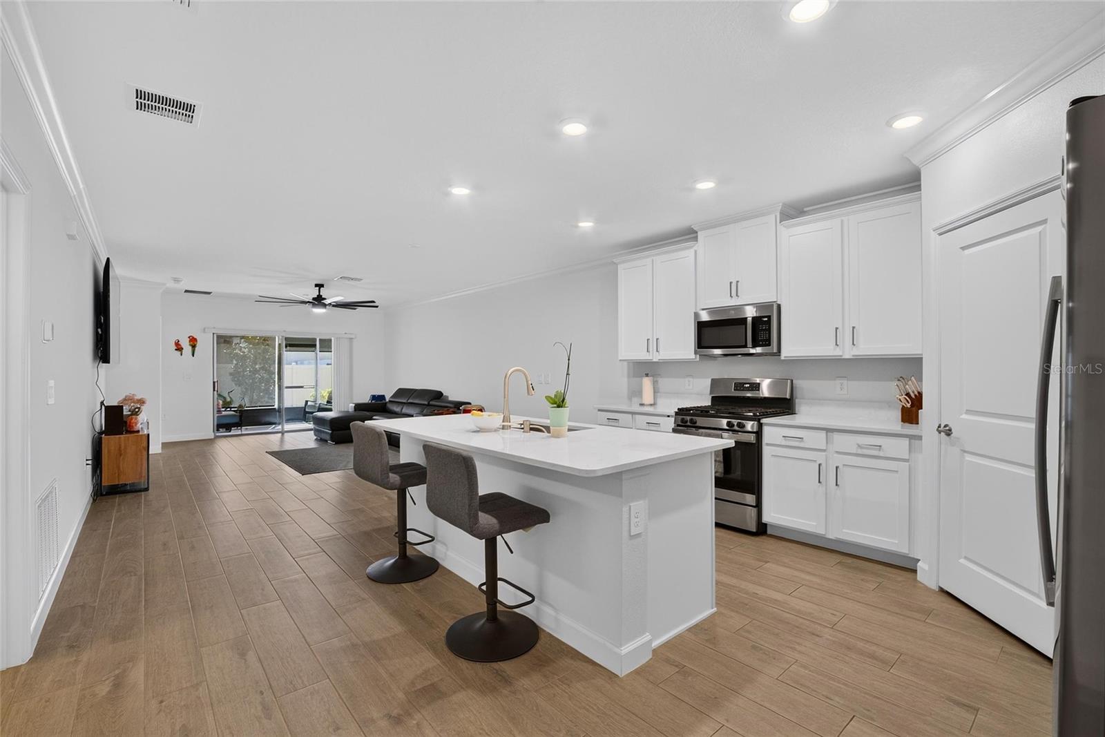 17240 HOLLY WELL AVE — photo 24