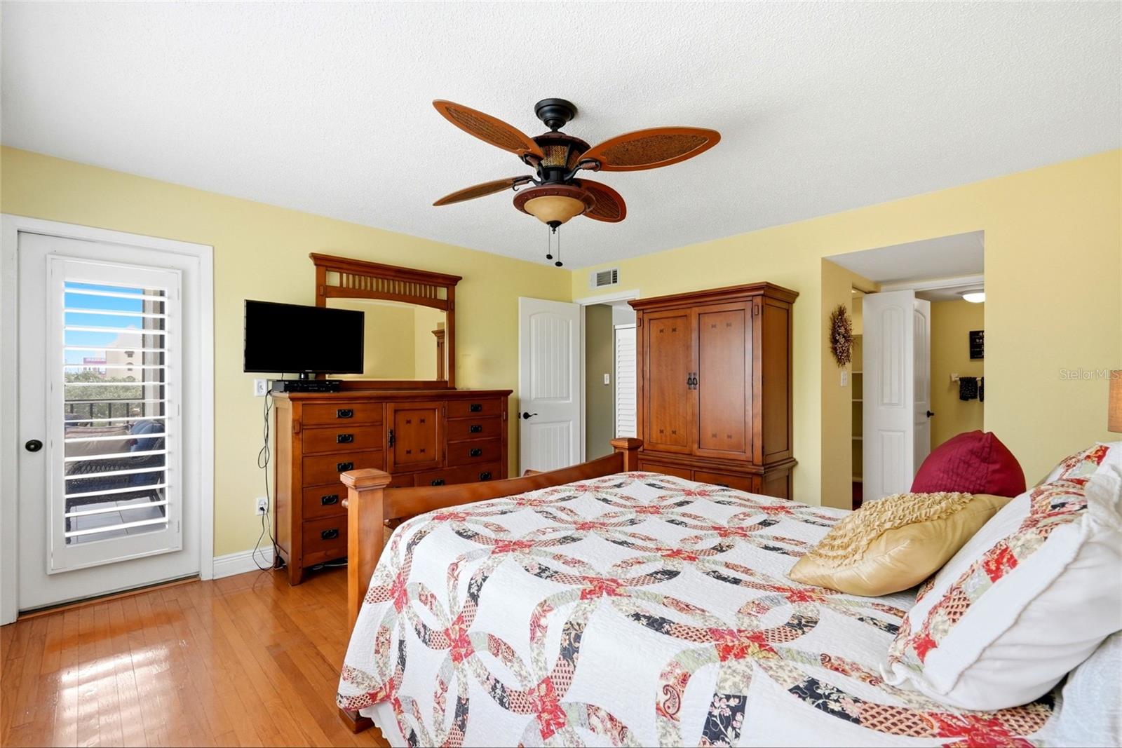 1328 PASADENA AVE S #308 — photo 17