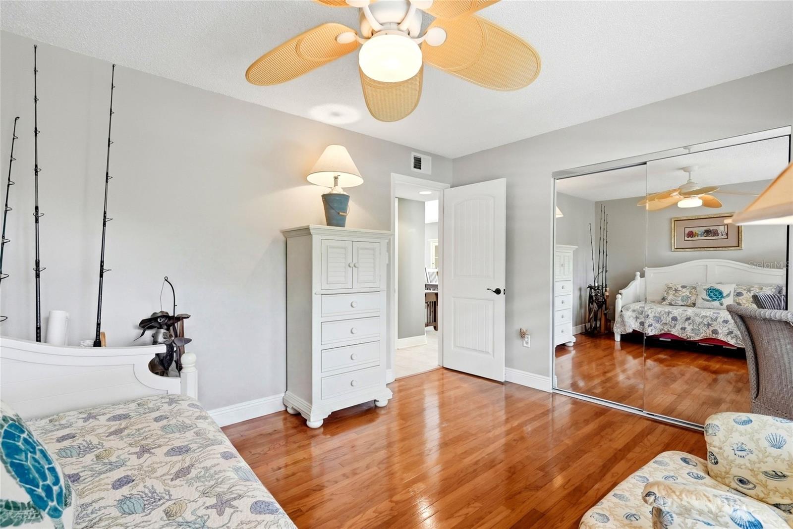 1328 PASADENA AVE S #308 — photo 25