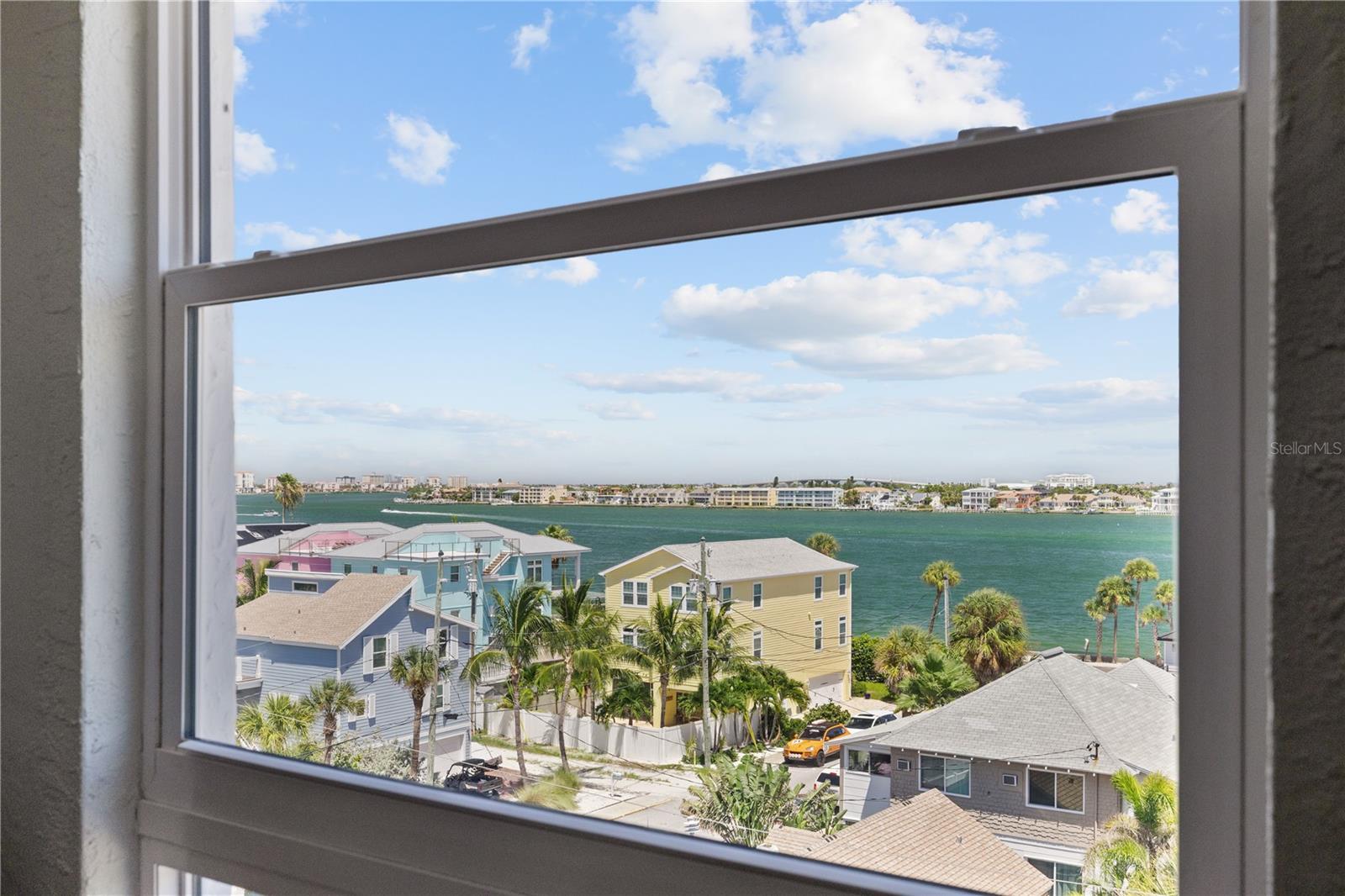 555 GULF WAY #6S — photo 26