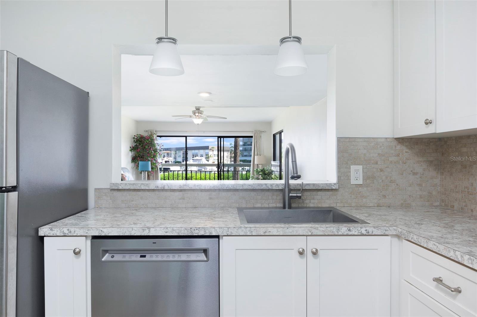 7903 SAILBOAT KEY BLVD S #102 — photo 6