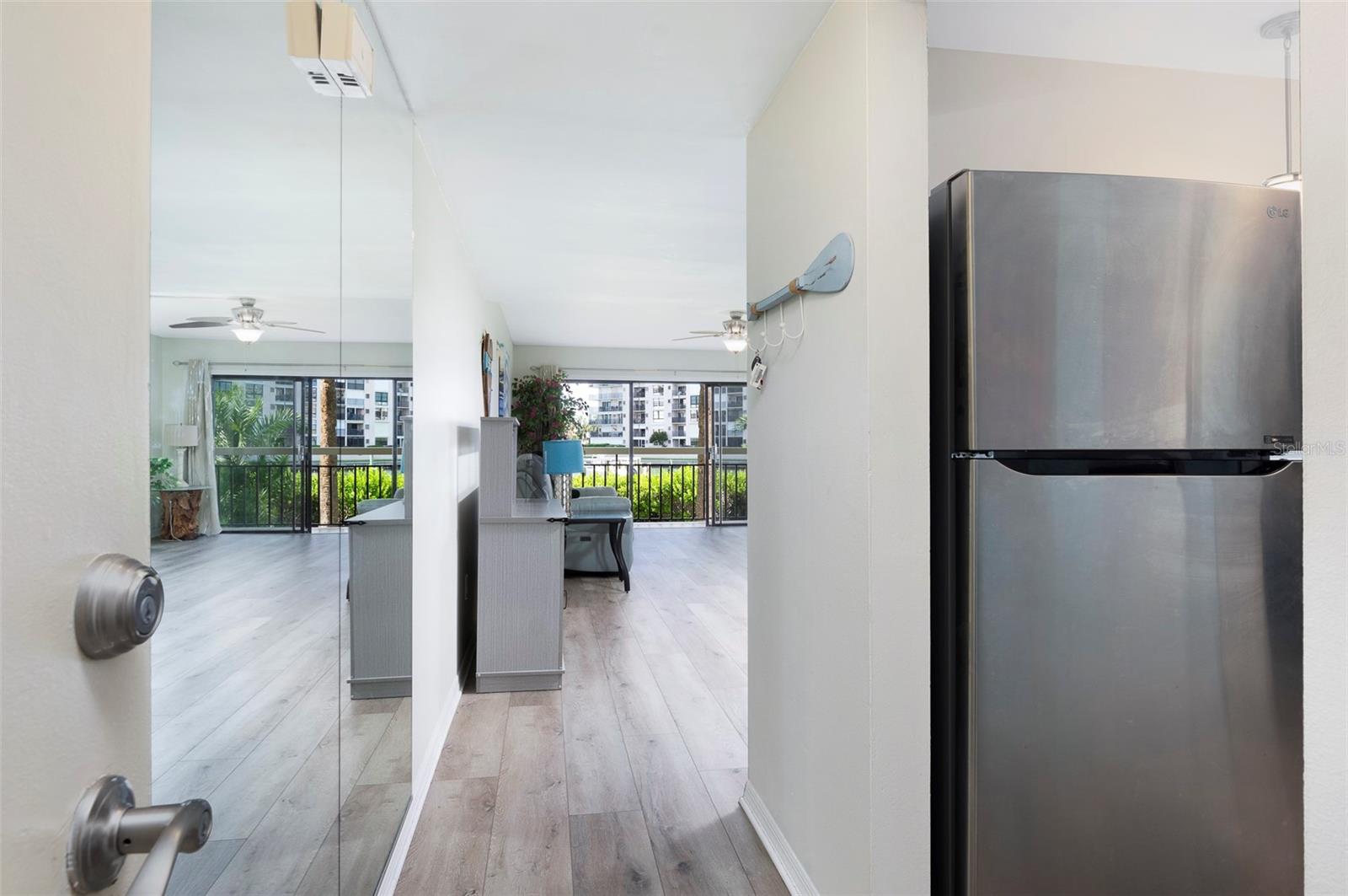 7903 SAILBOAT KEY BLVD S #102 — photo 4