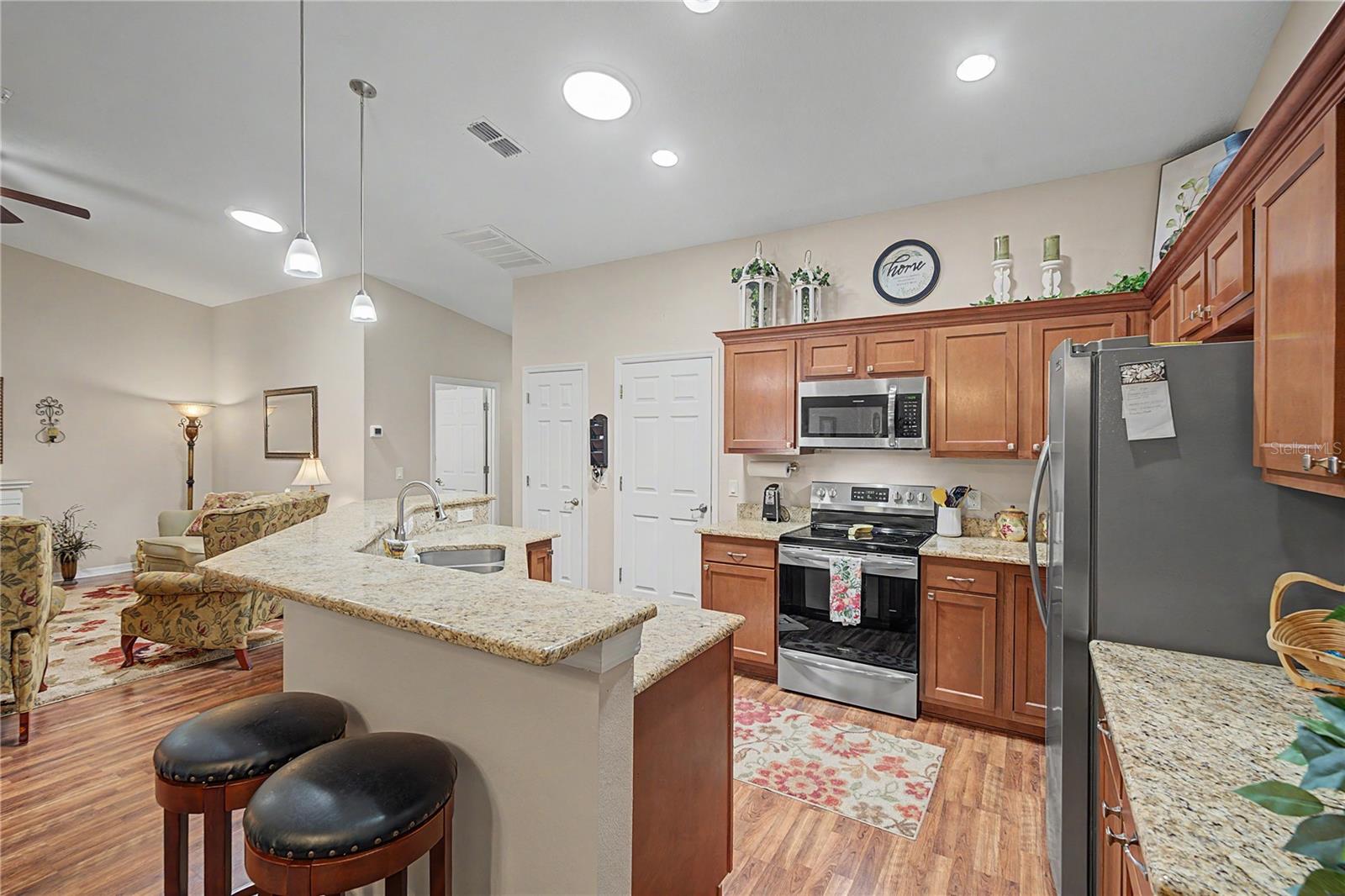6783 BASSWOOD CIR — photo 13
