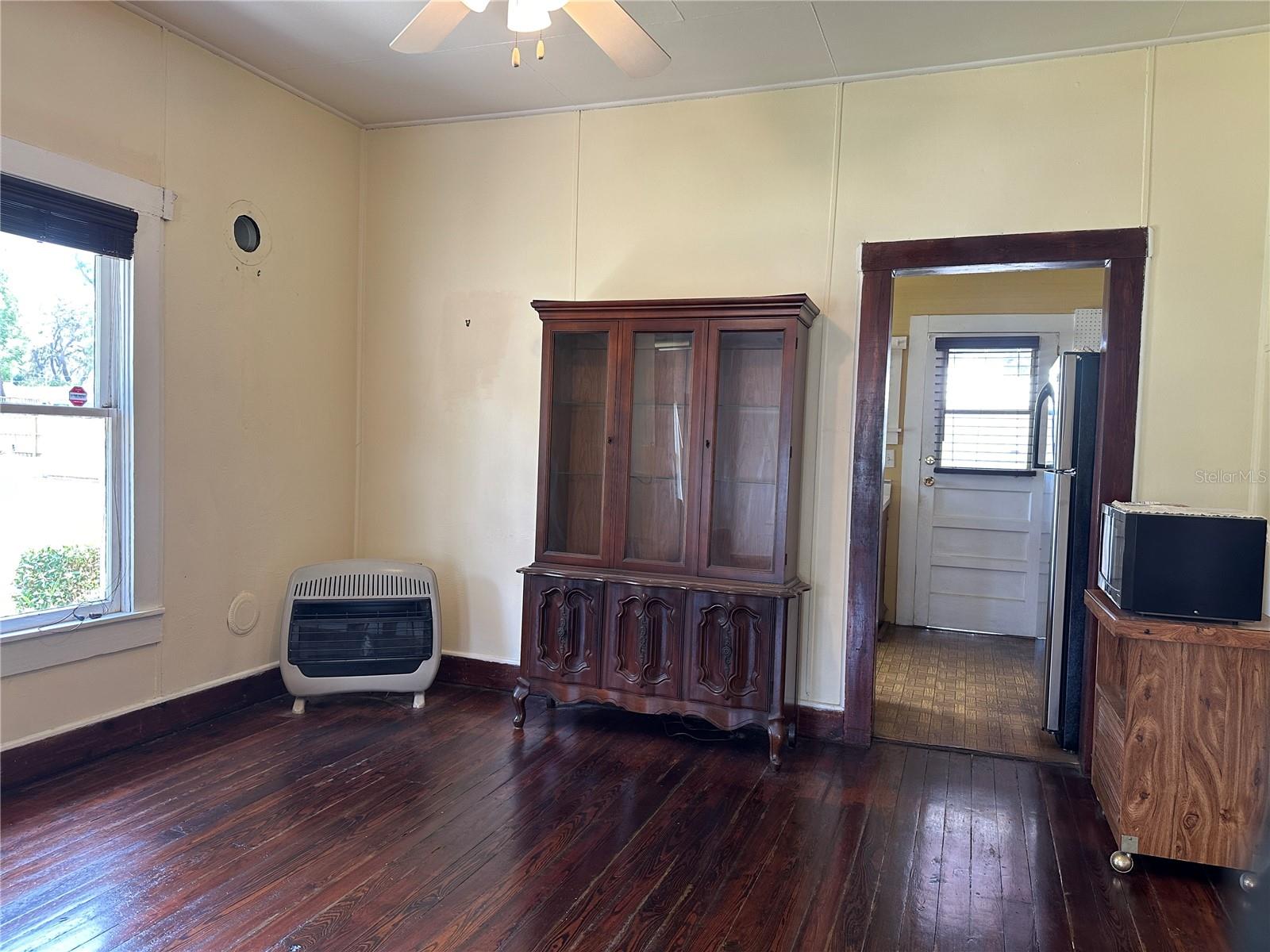 1209 E ELLICOTT ST — photo 10