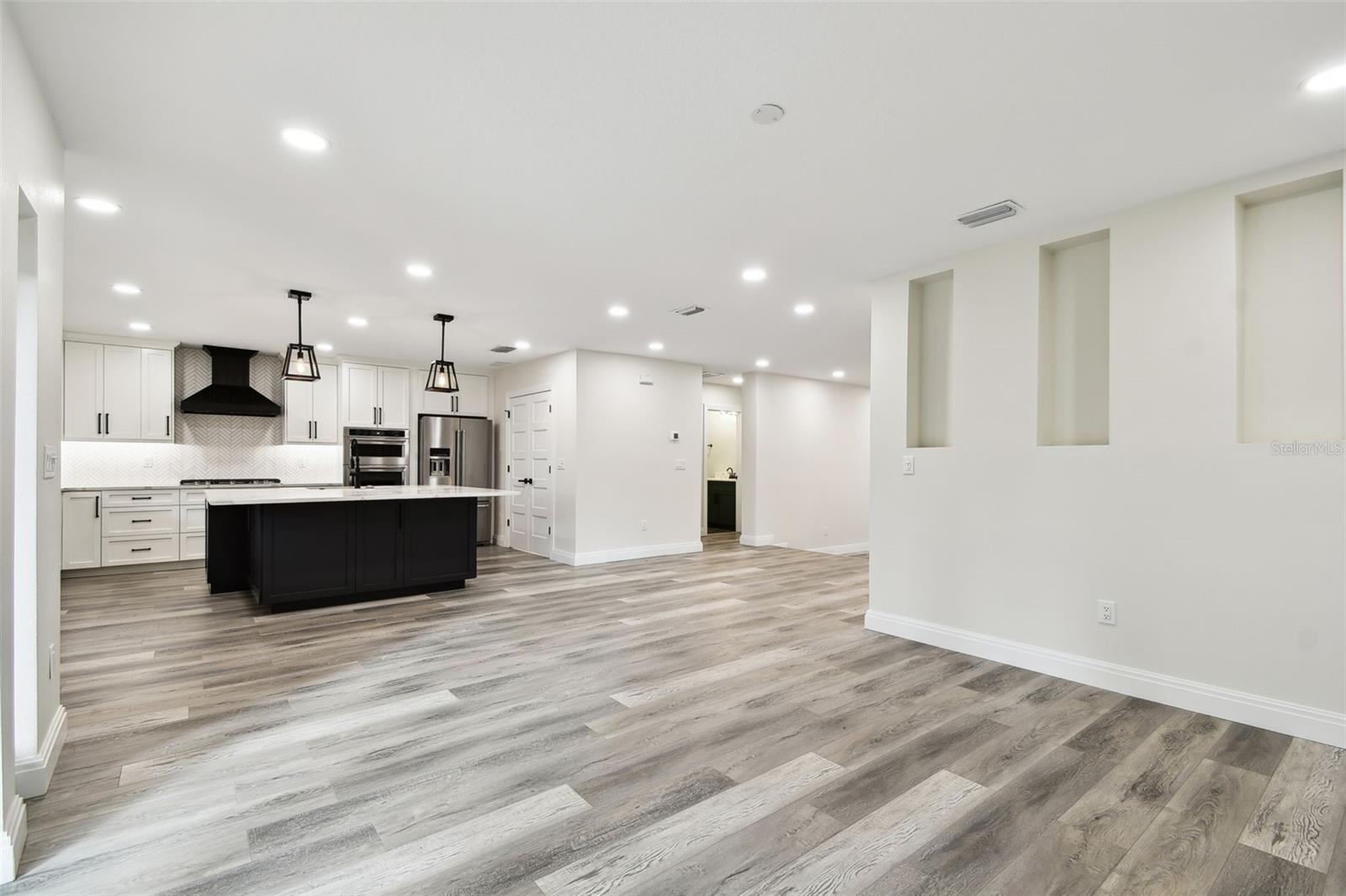 1045 JESSE AVE — photo 24