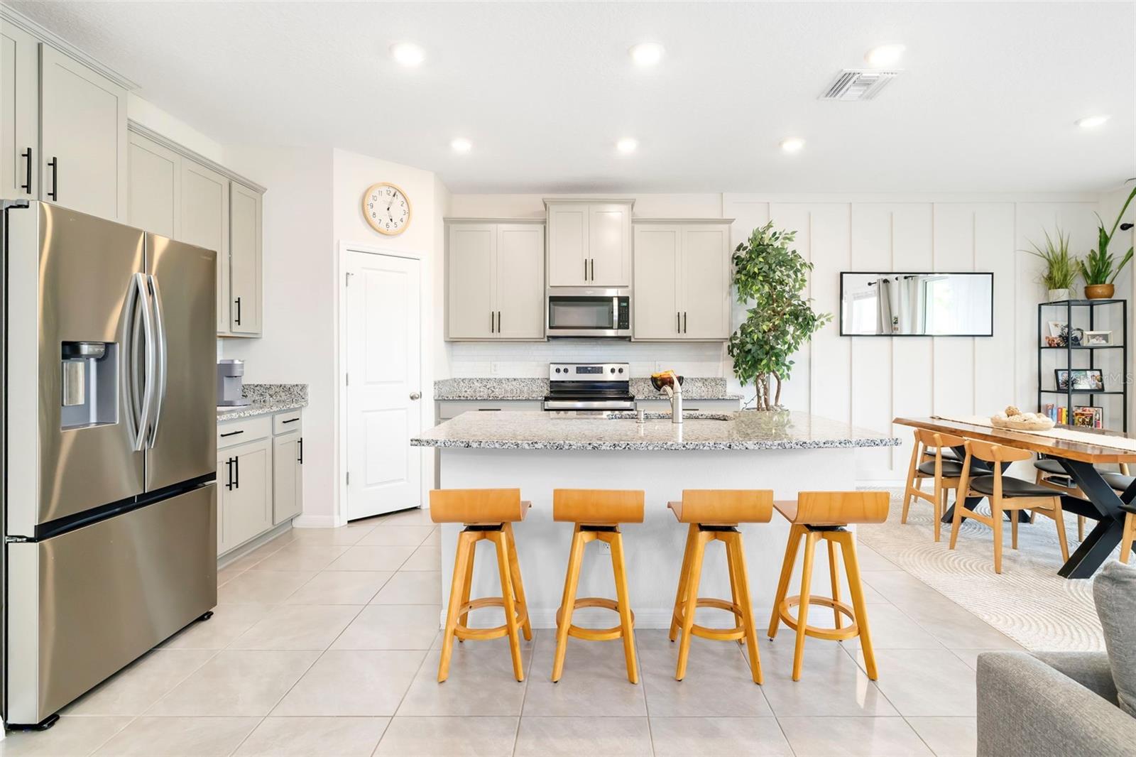 523 158TH ST E — photo 10