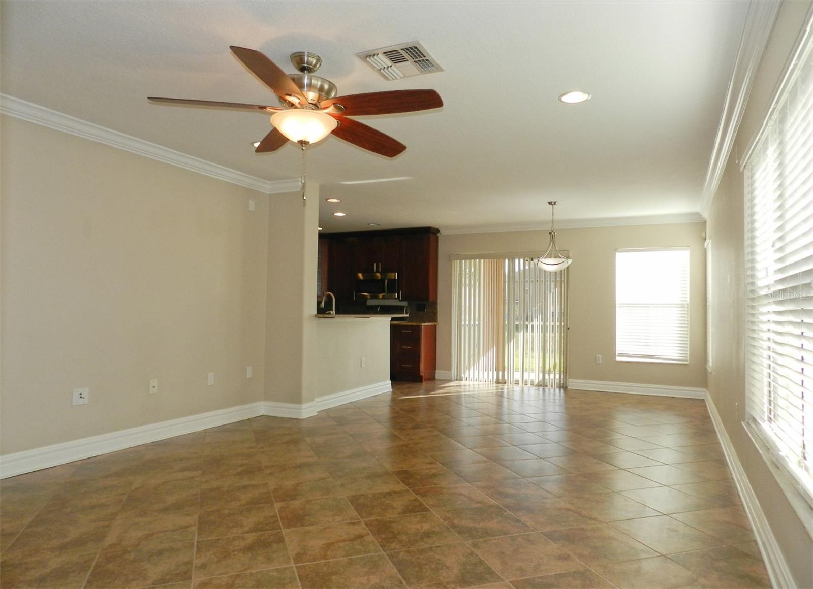 10837 KENSINGTON PARK AVE — photo 6