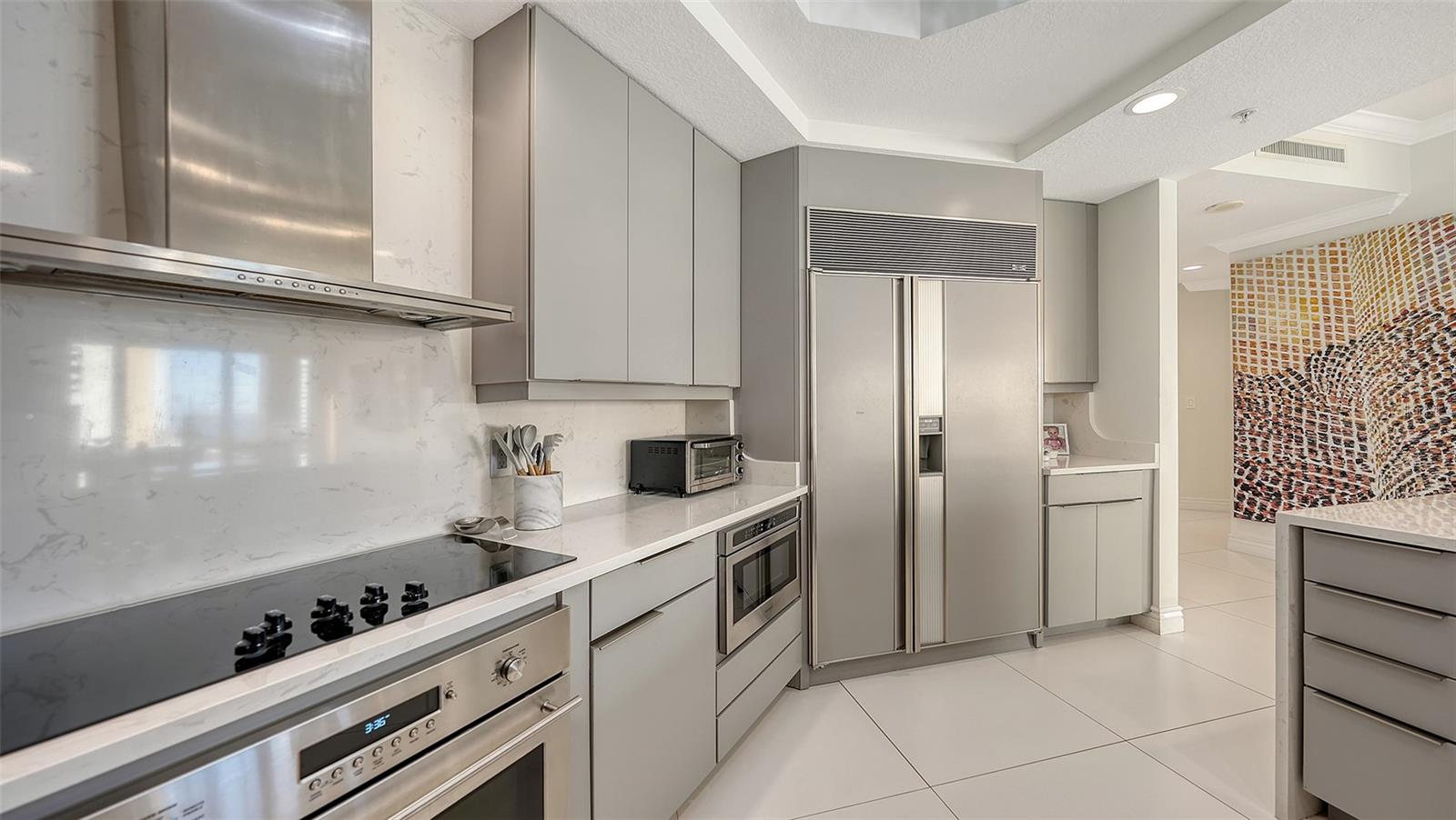 35 WATERGATE DR #806 — photo 32