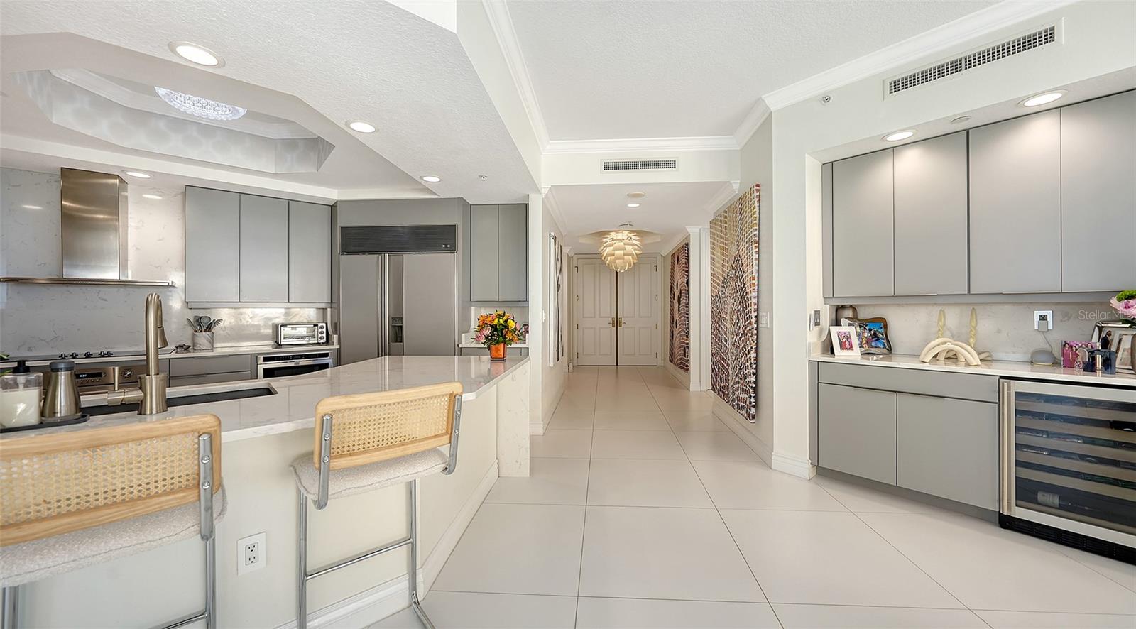 35 WATERGATE DR #806 — photo 28