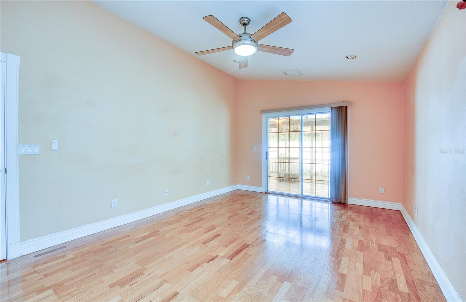 1150 OAKWOOD DR — photo 20