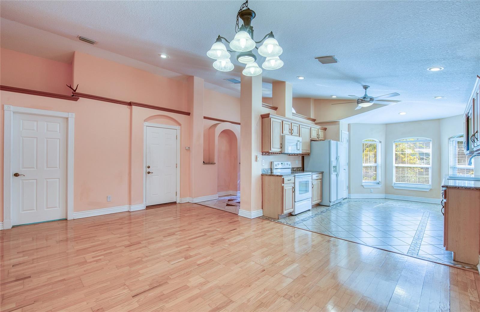 1150 OAKWOOD DR — photo 14