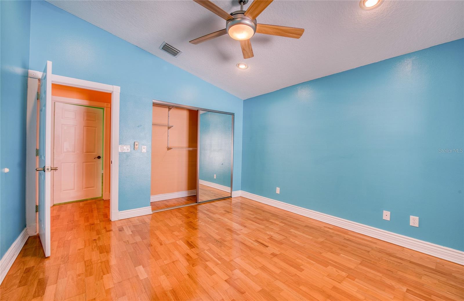 1150 OAKWOOD DR — photo 27