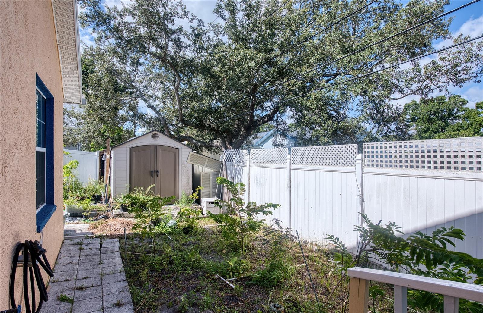 1150 OAKWOOD DR — photo 40
