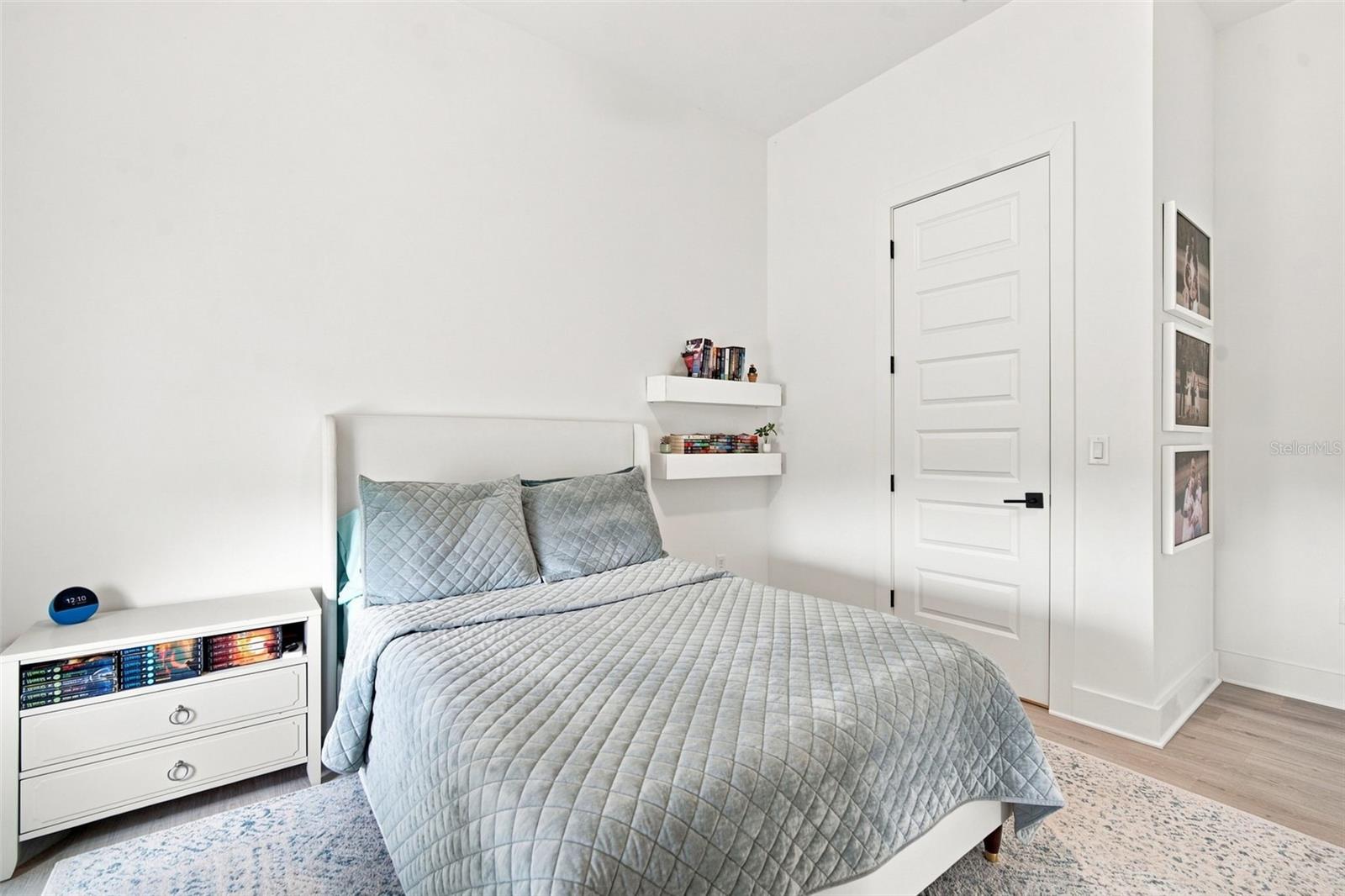 14133 JENNIFER WAY — photo 38