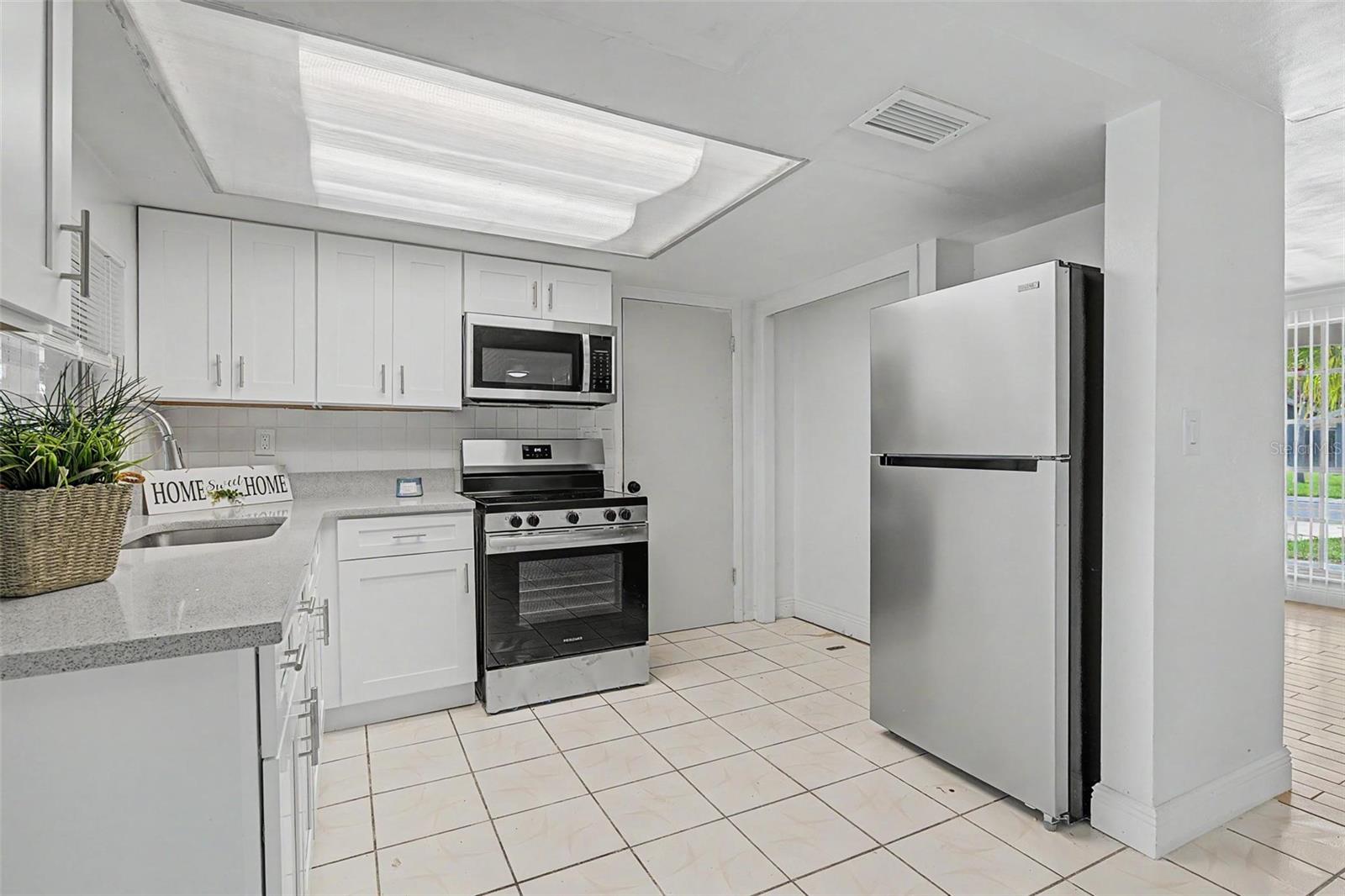 3909 SAIL DR — photo 7