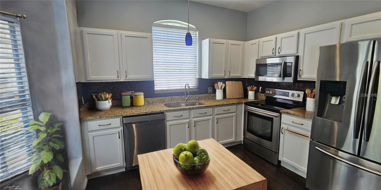 4337 DEERMONT CIR — photo 3