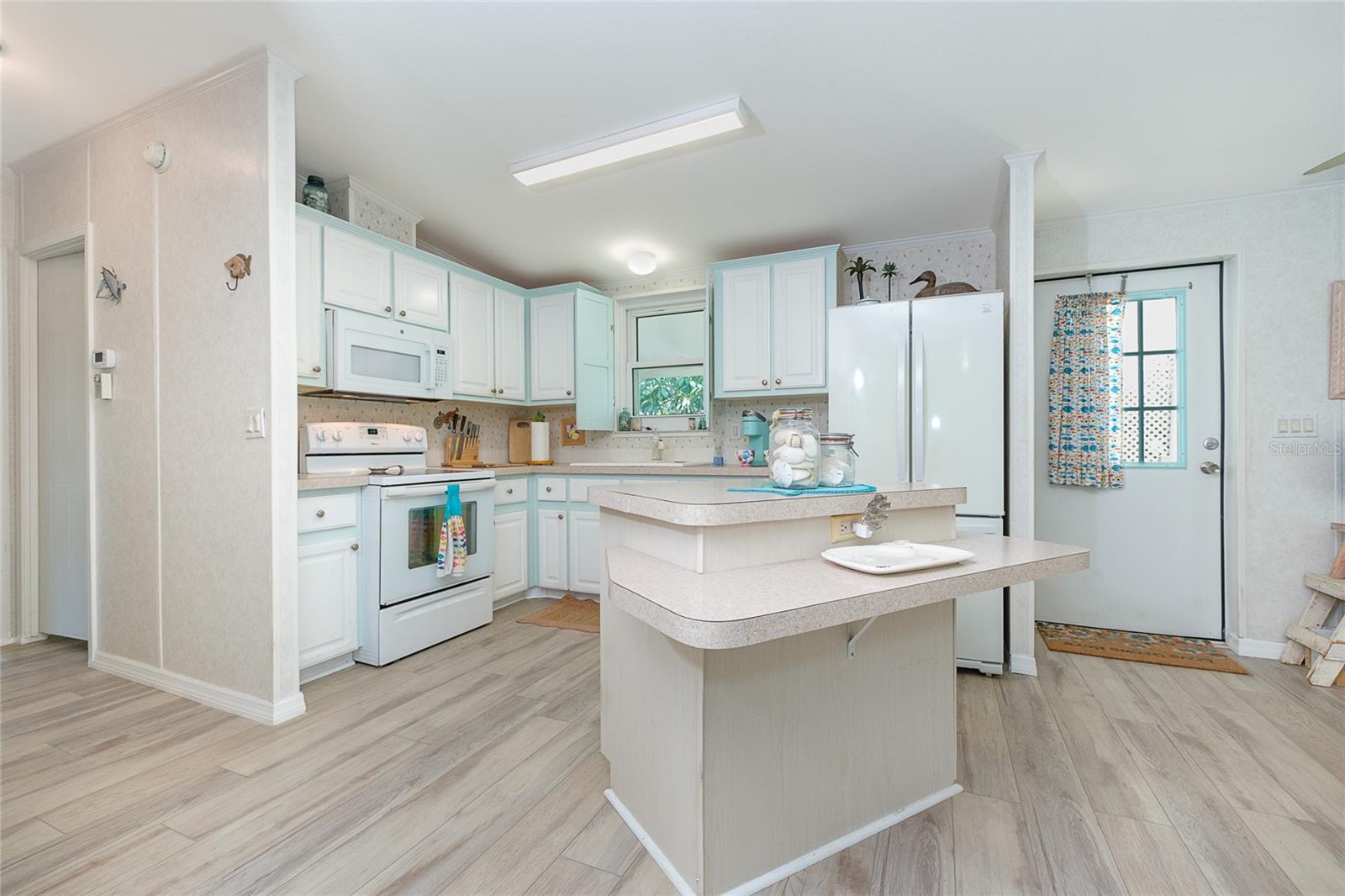 1800 ENGLEWOOD RD #26 — photo 8