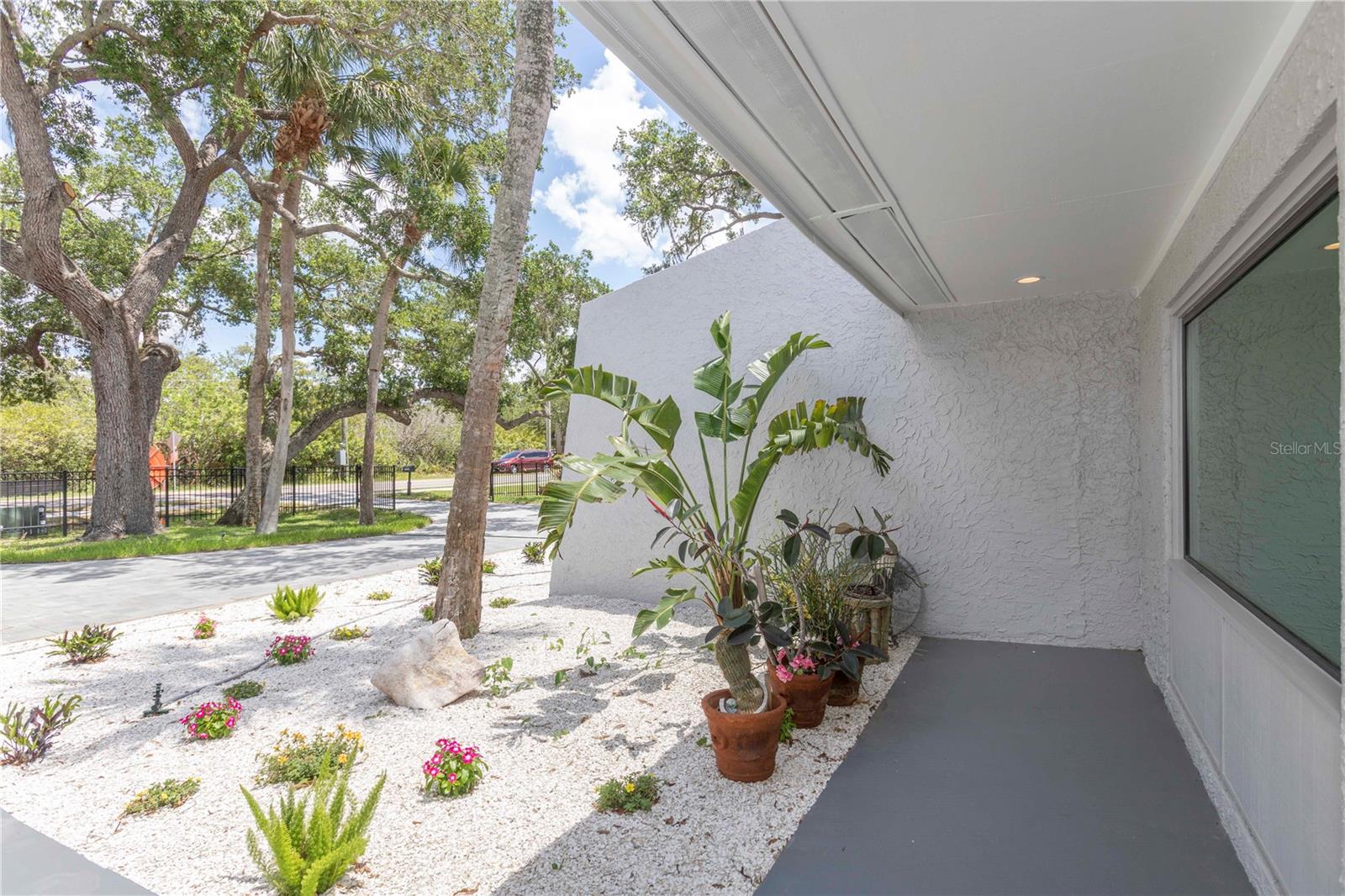 5303 SEA FOREST DR — photo 7