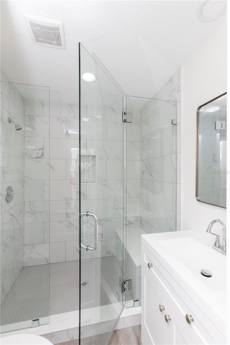 5303 SEA FOREST DR — photo 33