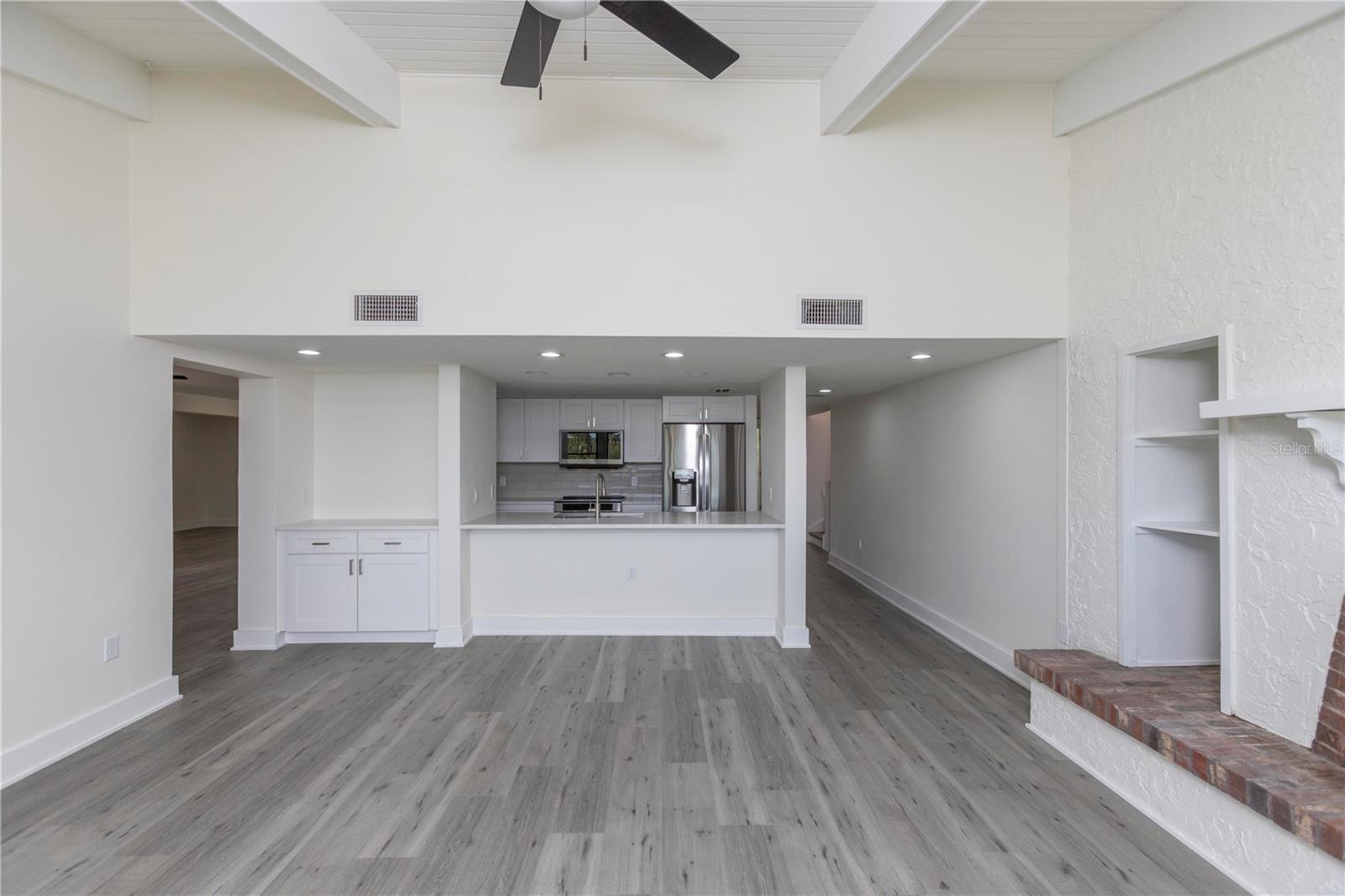 5303 SEA FOREST DR — photo 16