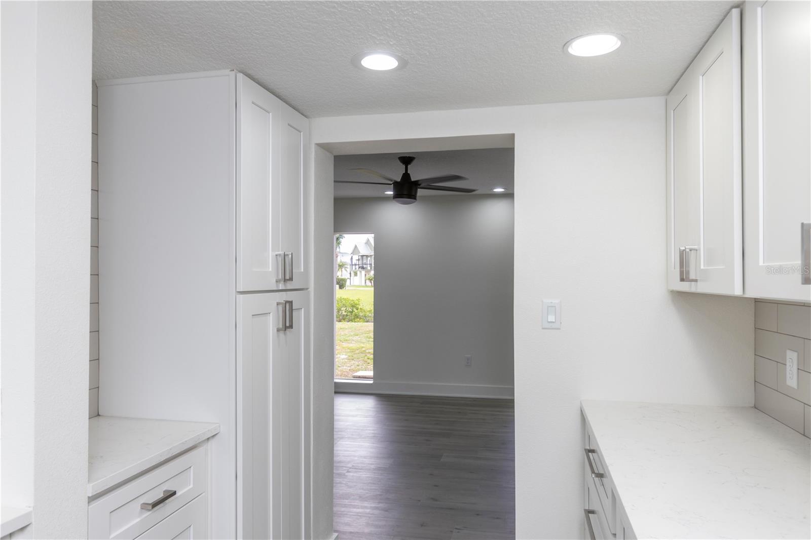 5303 SEA FOREST DR — photo 23