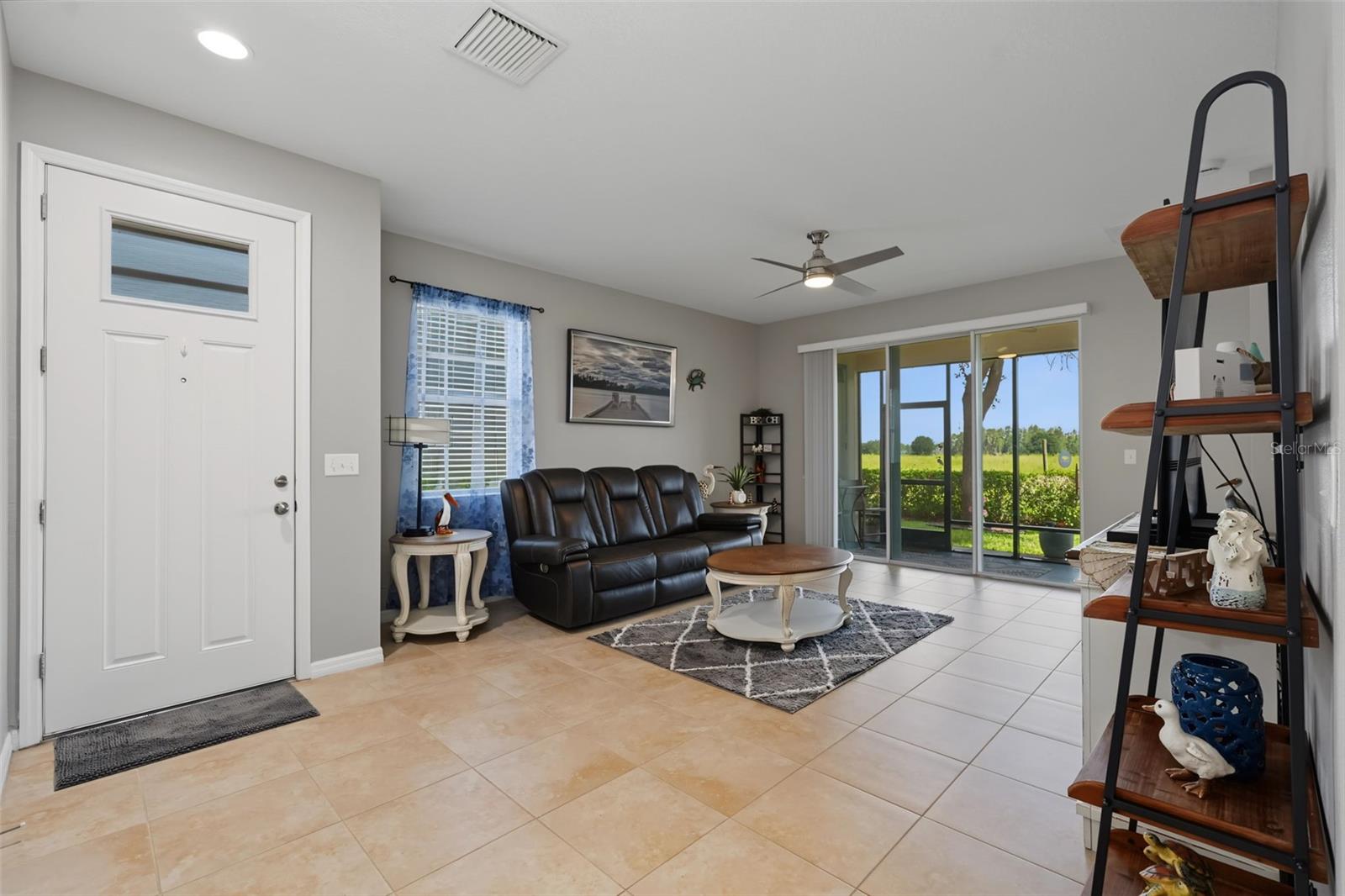 33067 WINDELSTRAW DR — photo 4