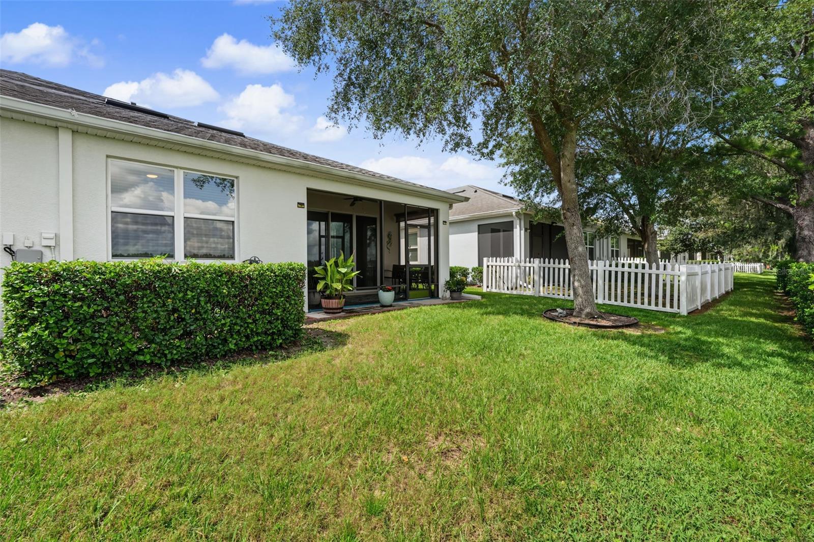 33067 WINDELSTRAW DR — photo 28