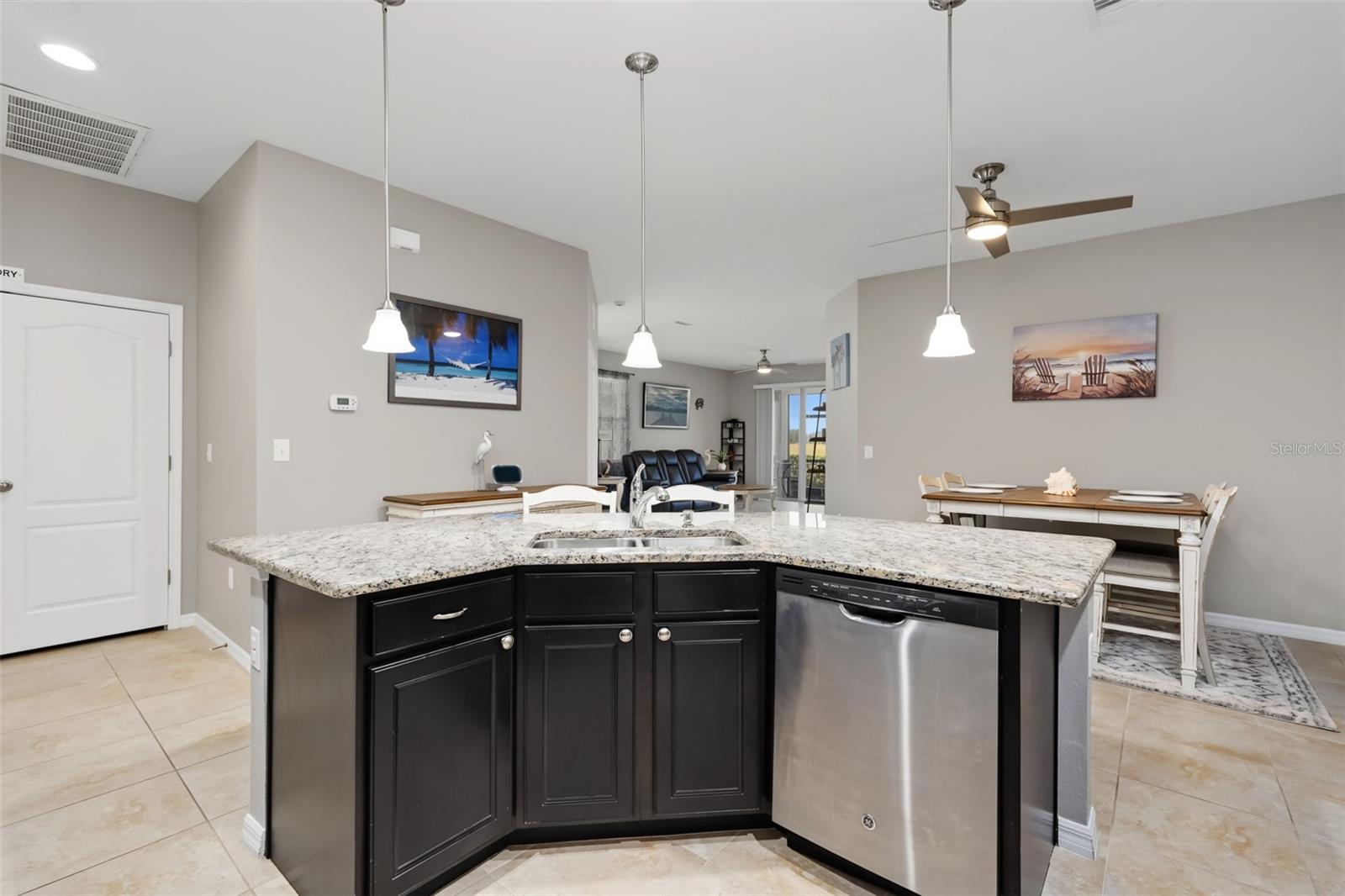 33067 WINDELSTRAW DR — photo 11