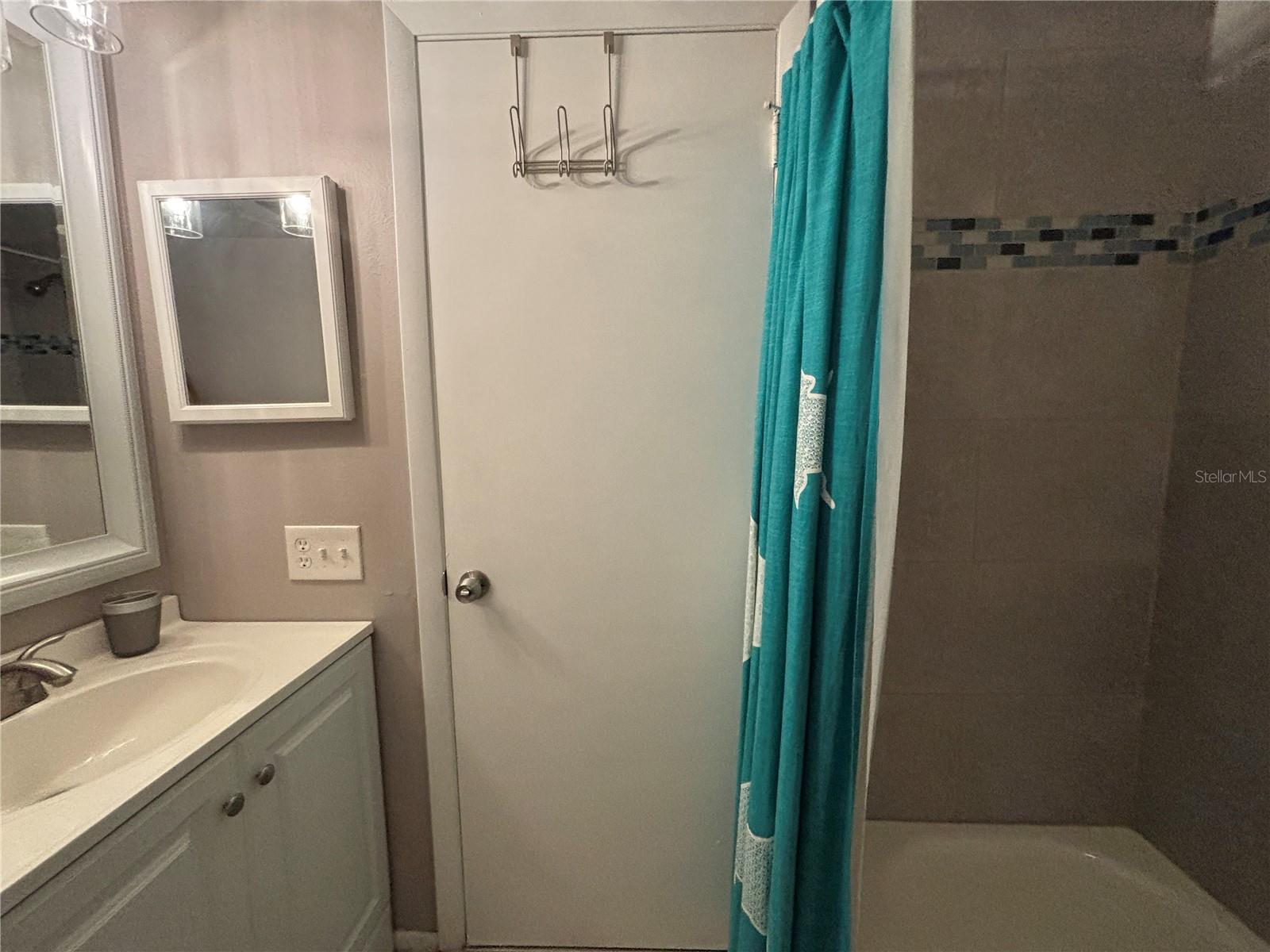 204 MEADOW LN #204 — photo 15