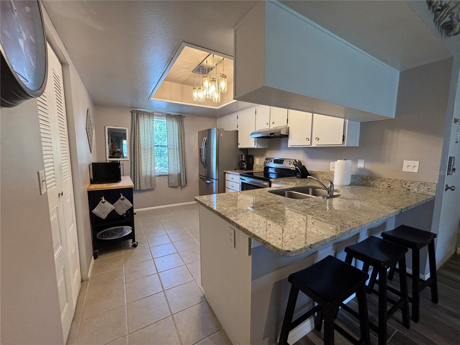 204 MEADOW LN #204 — photo 8