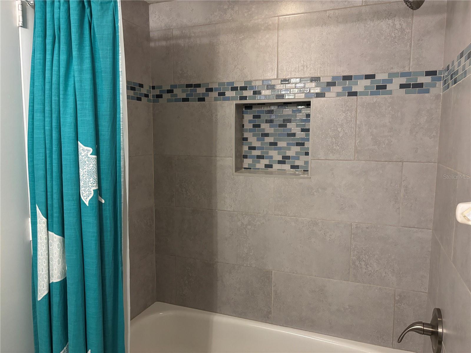 204 MEADOW LN #204 — photo 16