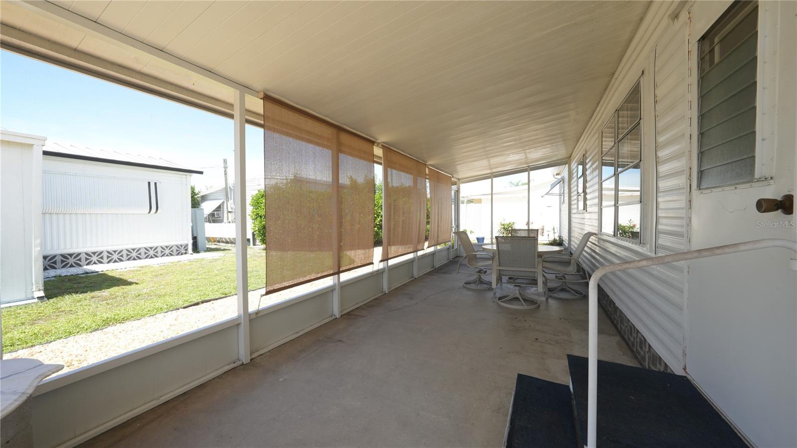 251 SOUTHWINDS DR — photo 4