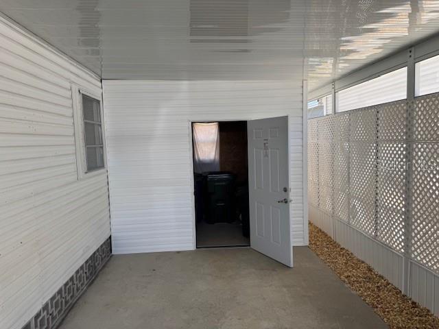 251 SOUTHWINDS DR — photo 28