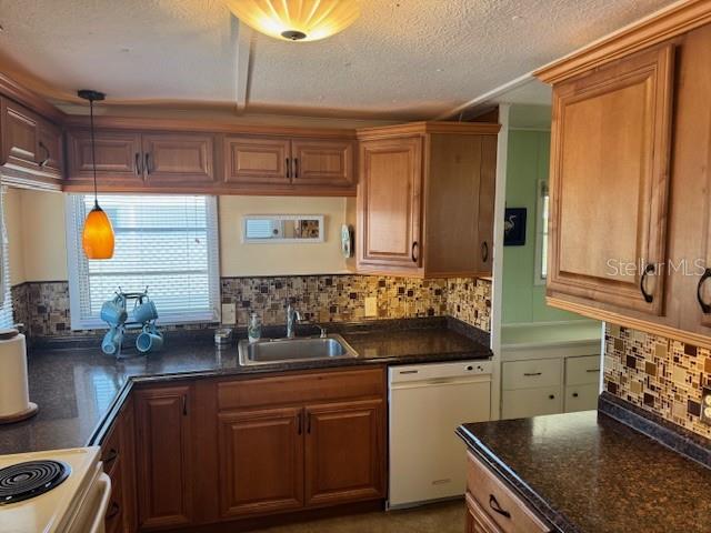 251 SOUTHWINDS DR — photo 19