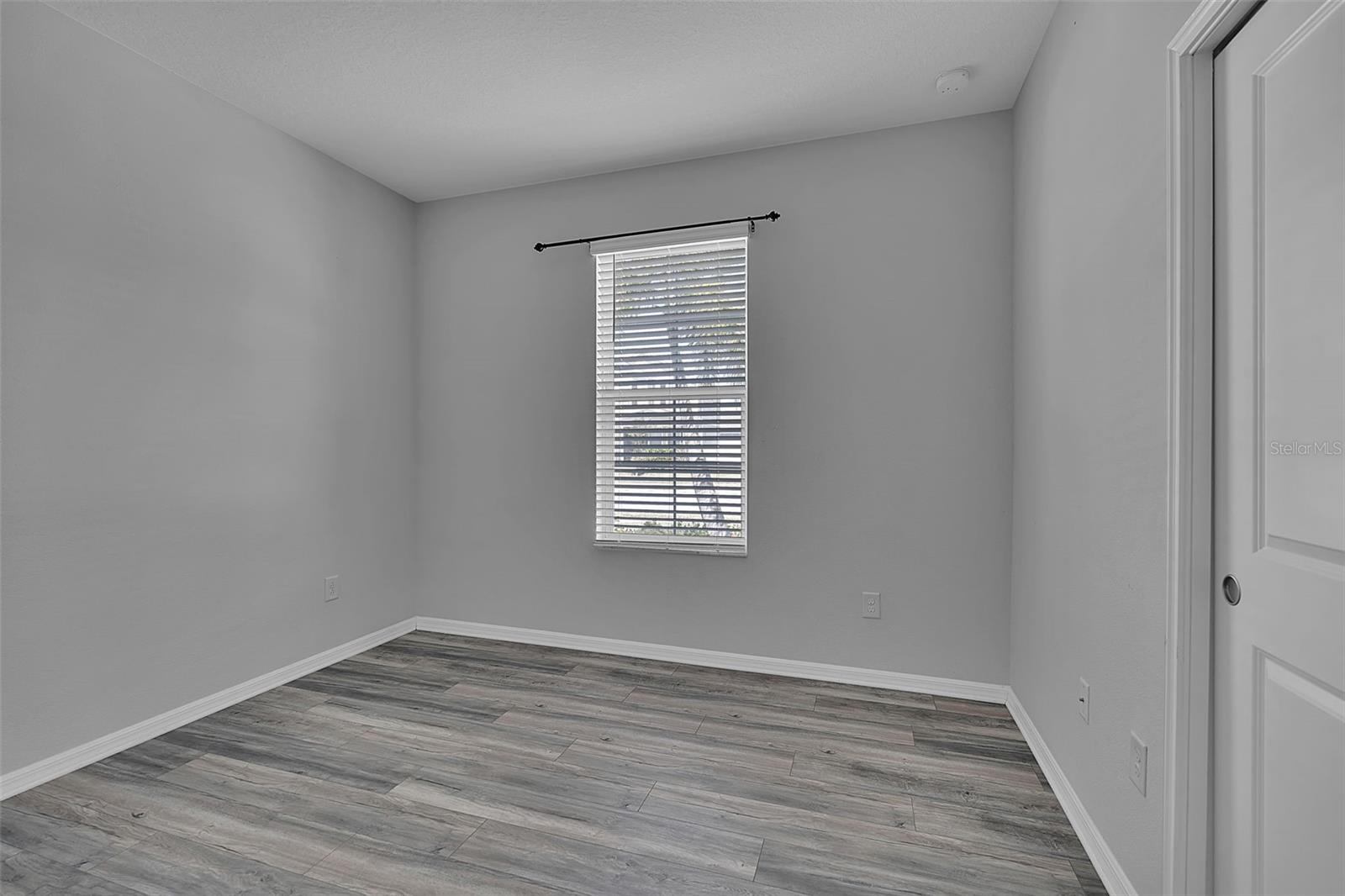 4505 WINDY HAMMOCK WAY — photo 34