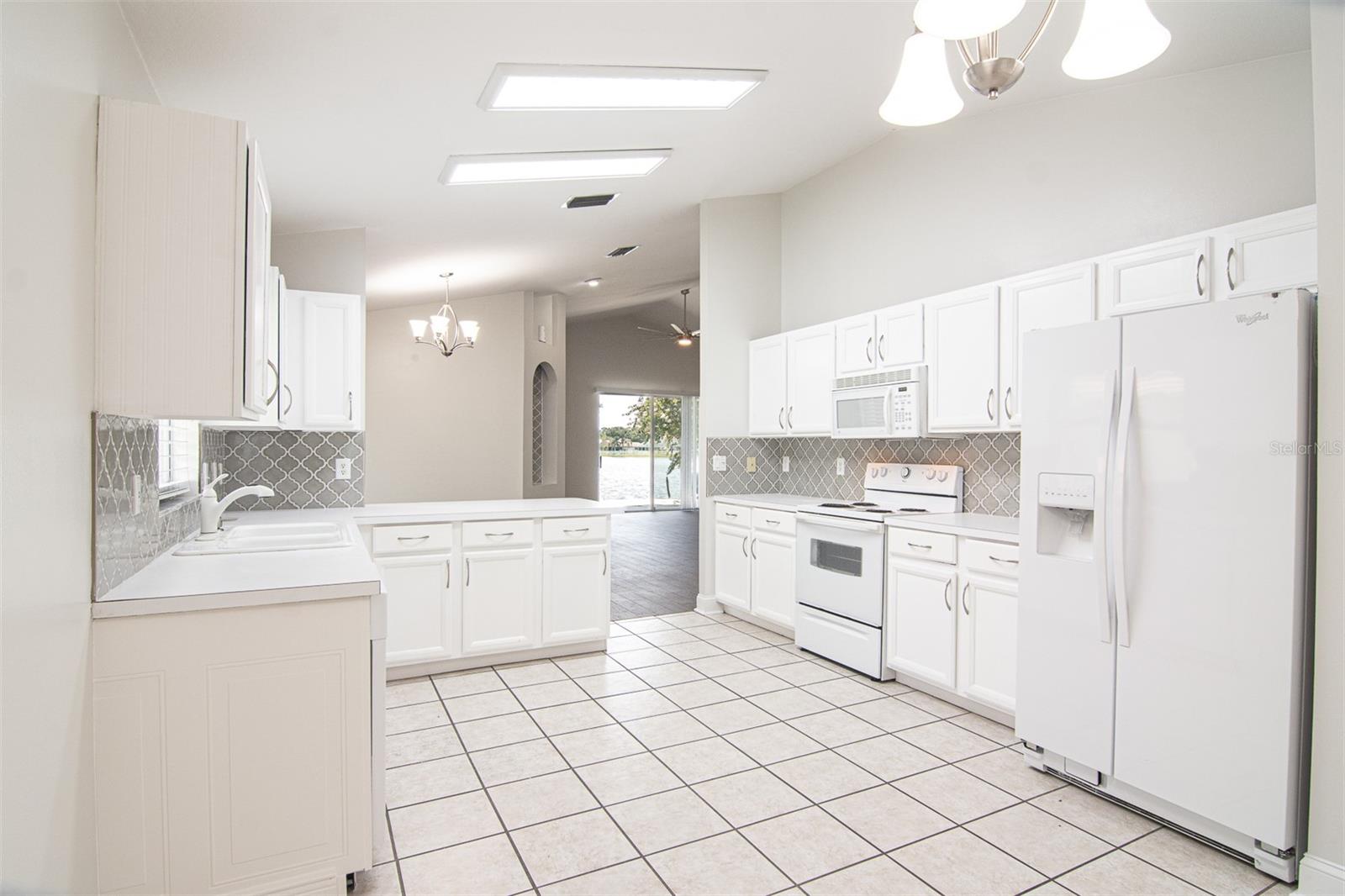 8635 MANASSAS RD — photo 13