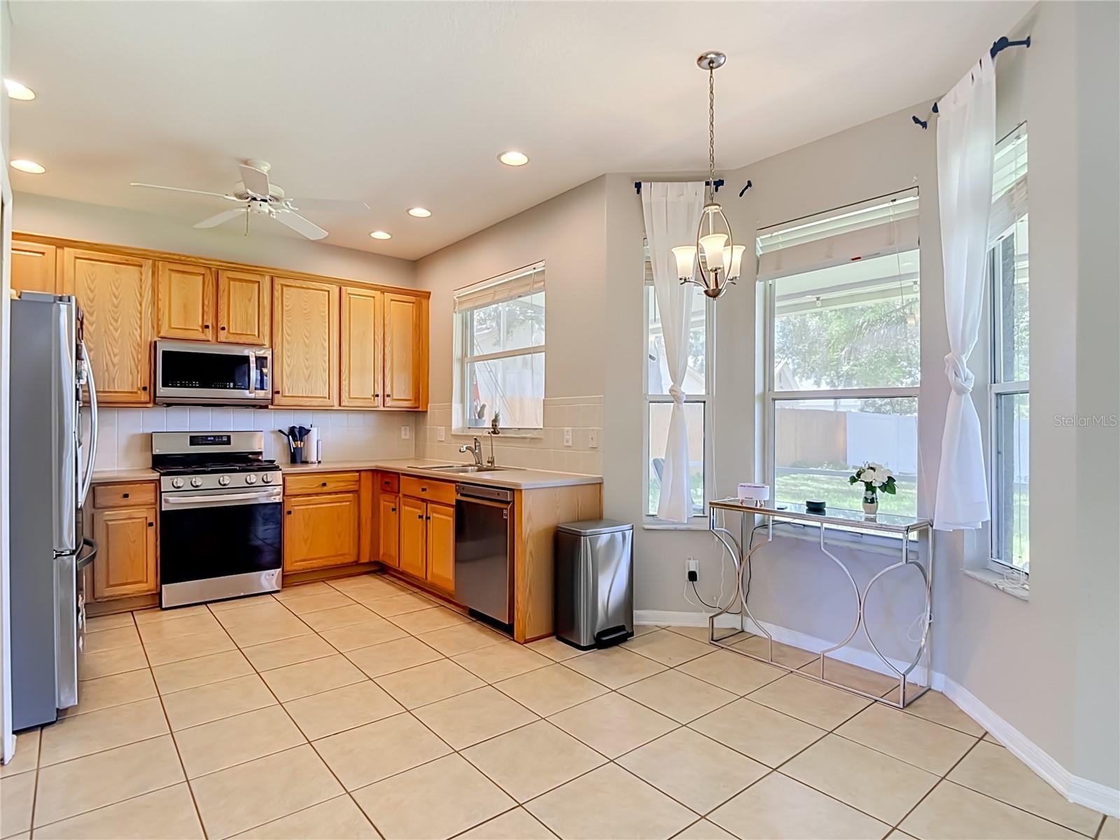 4129 TARKINGTON DR — photo 13