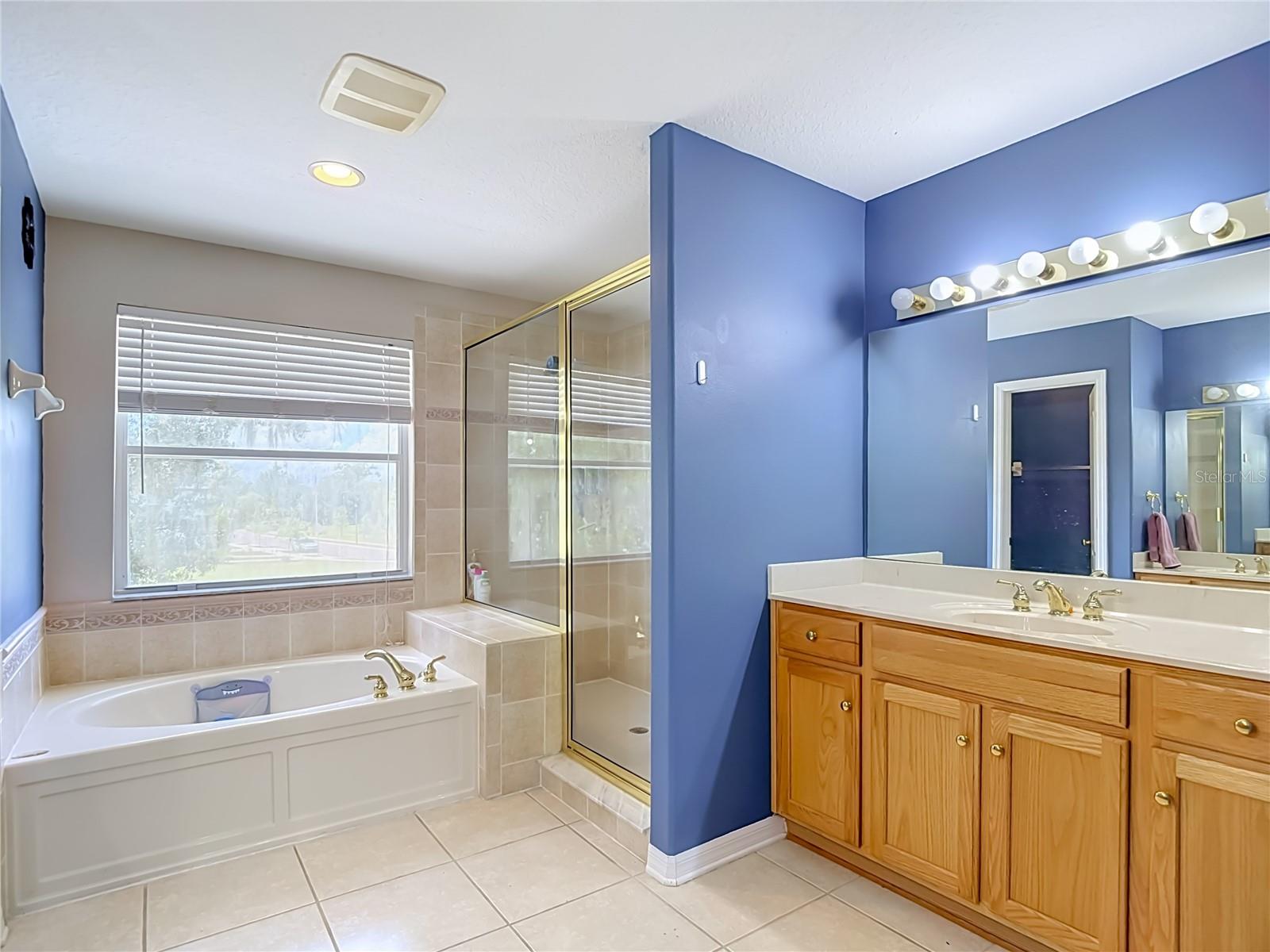 4129 TARKINGTON DR — photo 35