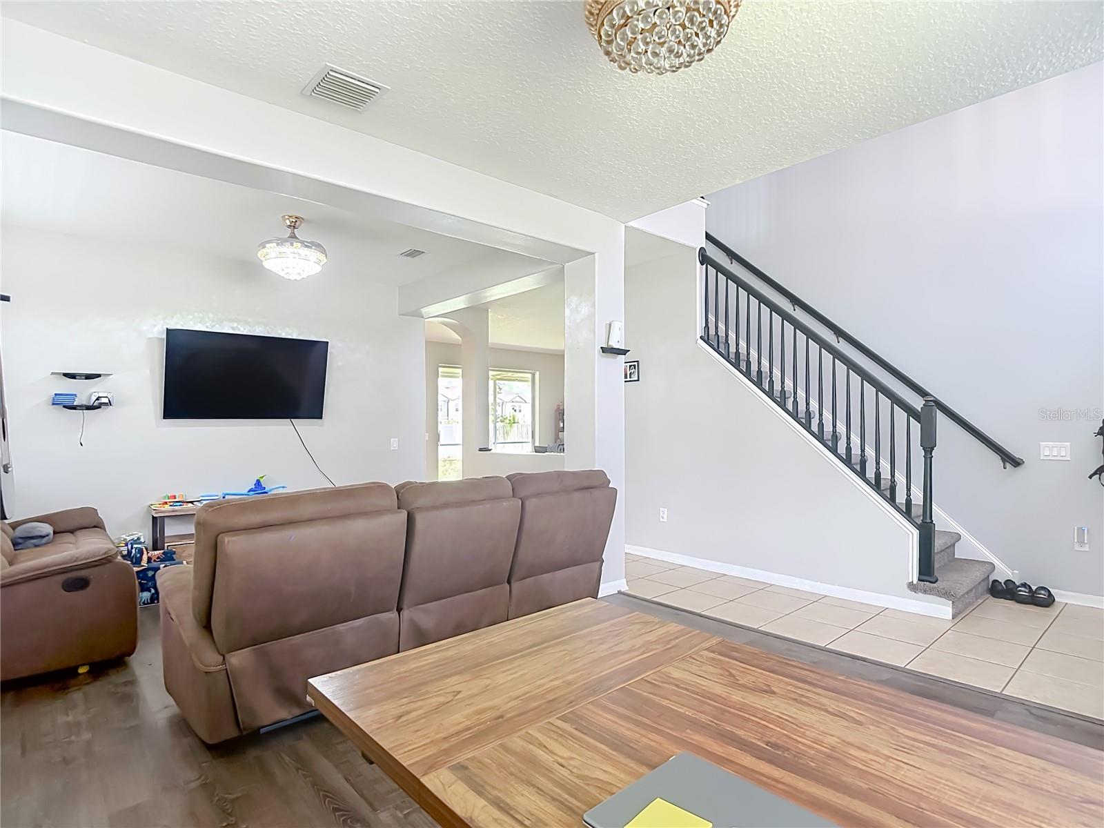 4129 TARKINGTON DR — photo 8