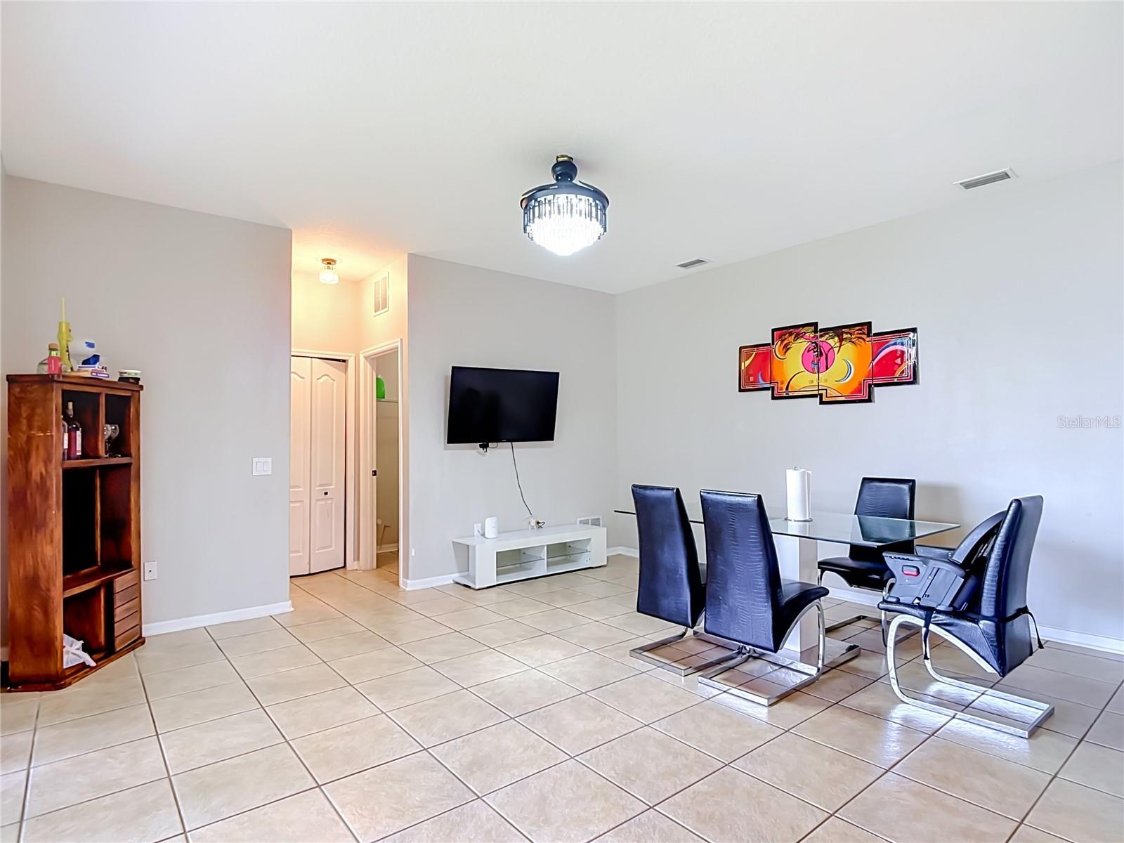 4129 TARKINGTON DR — photo 18