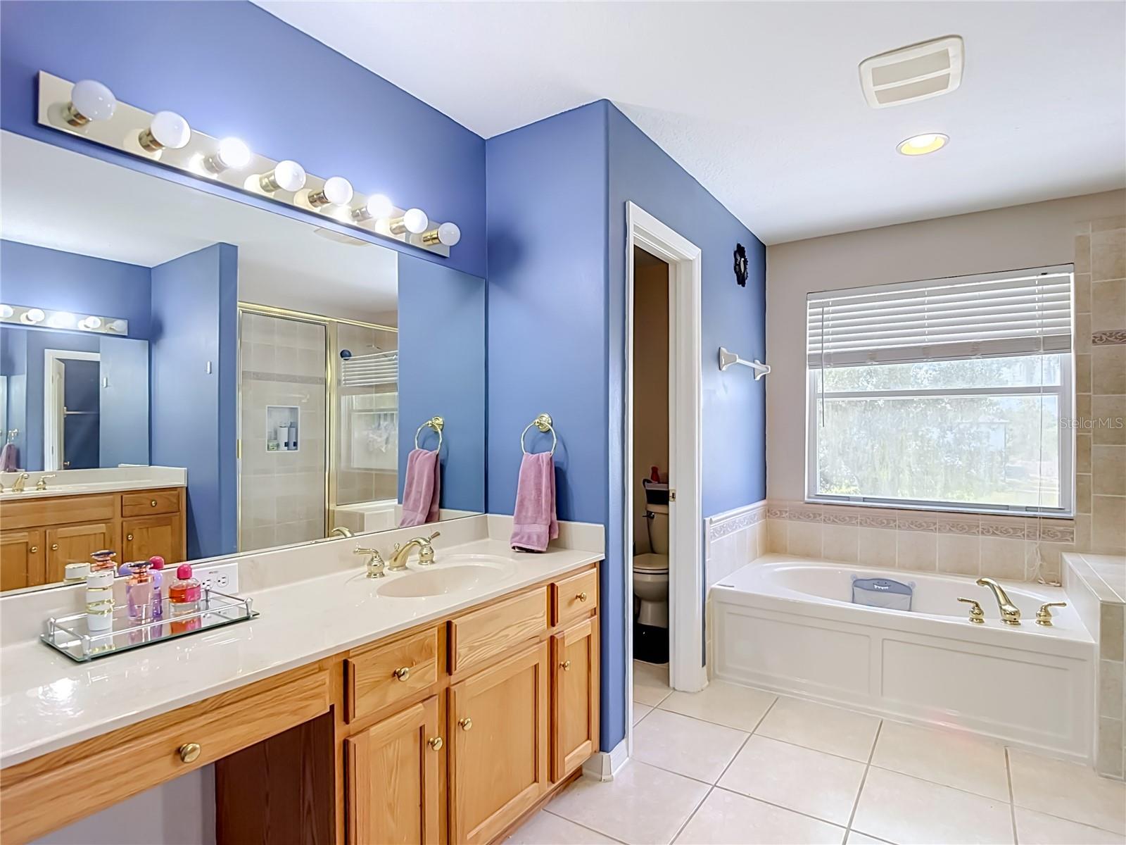 4129 TARKINGTON DR — photo 36